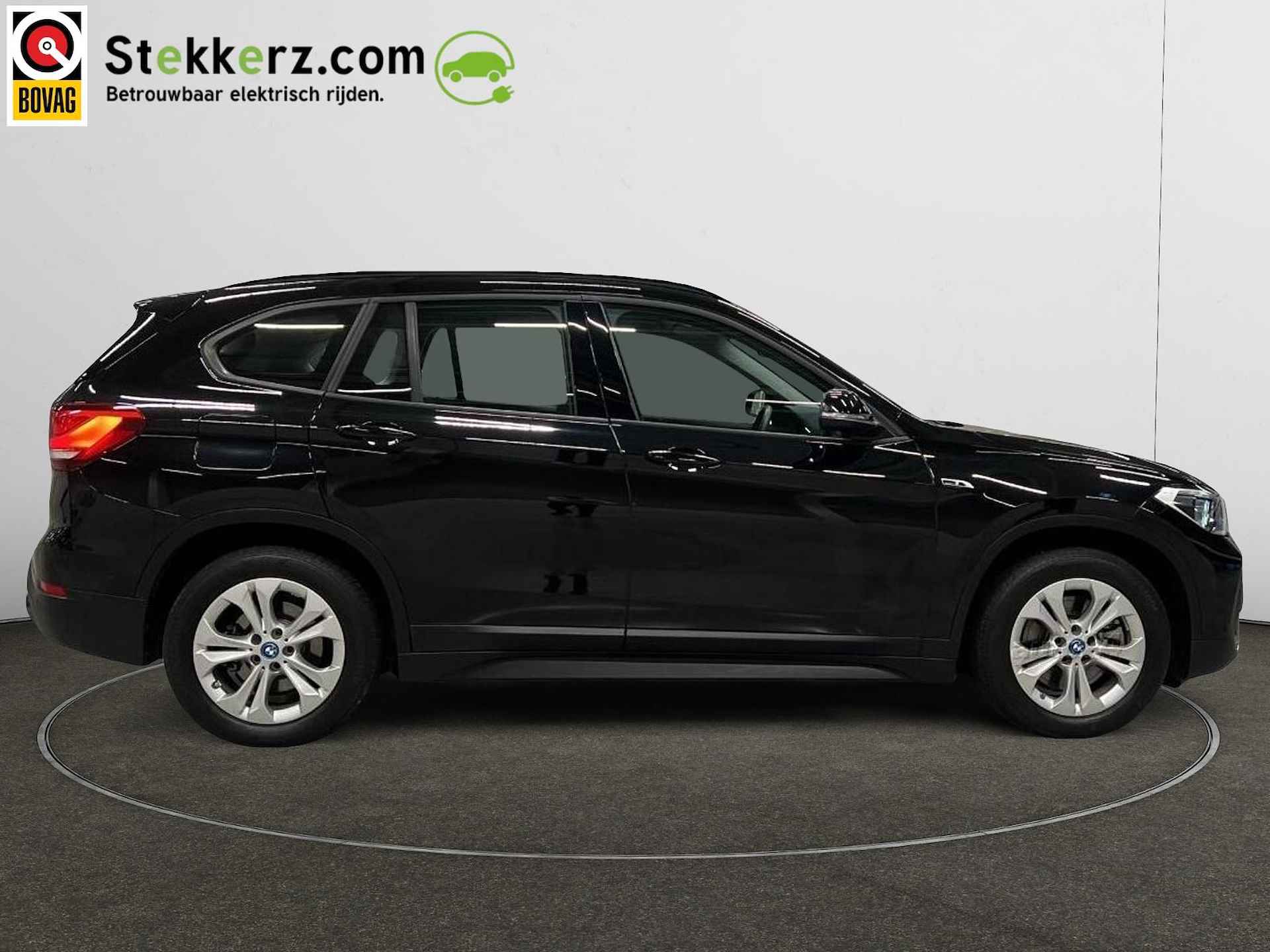 BMW X1 xDrive25e Business uitvoering - 3/11