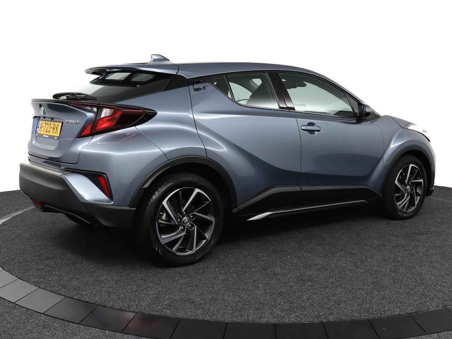 Toyota C-HR 1.8 Hybrid Dynamic - 2/53