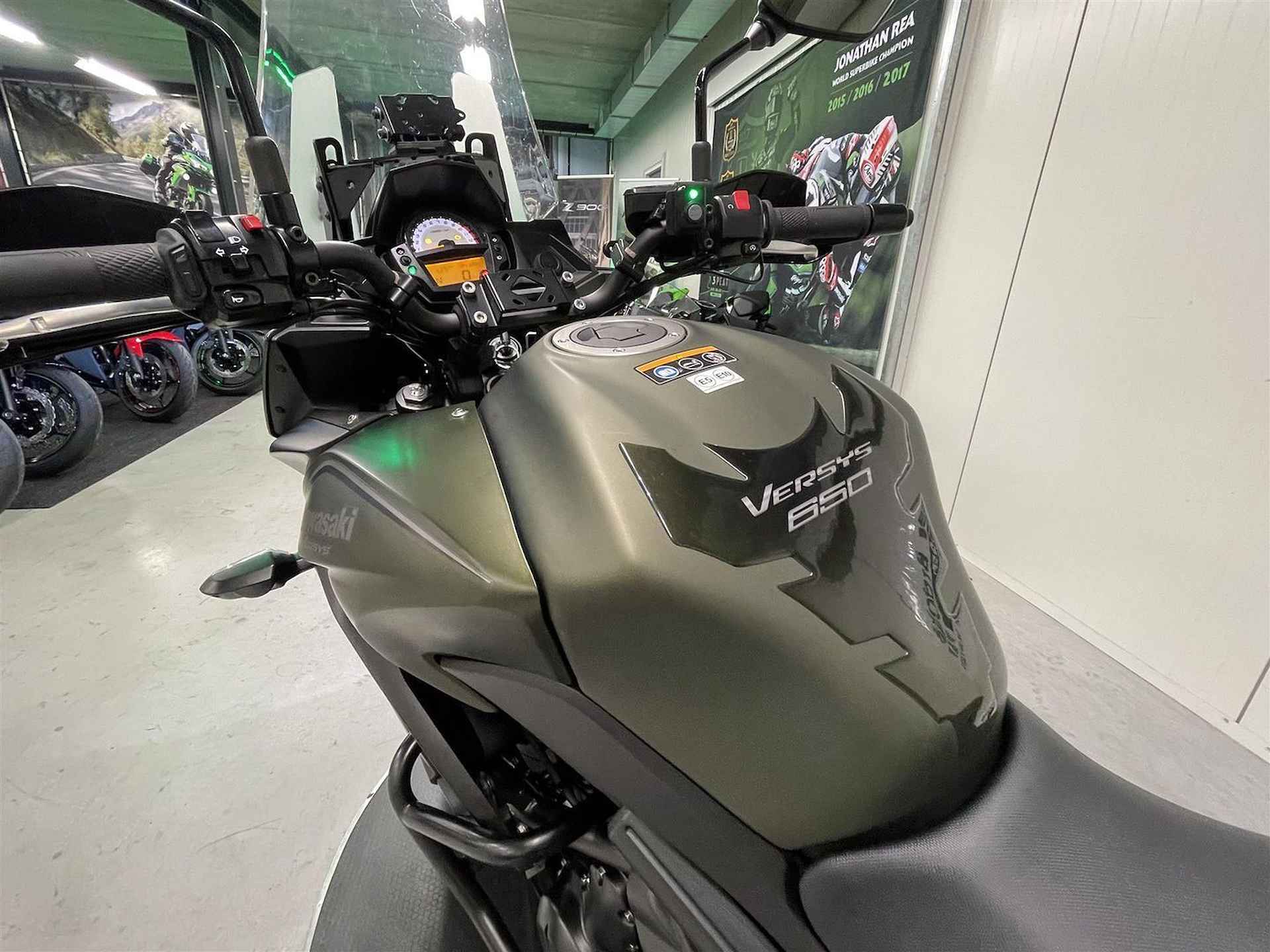 Kawasaki Versys 650 ABS GRAND TOURER - 2018 - 10/25