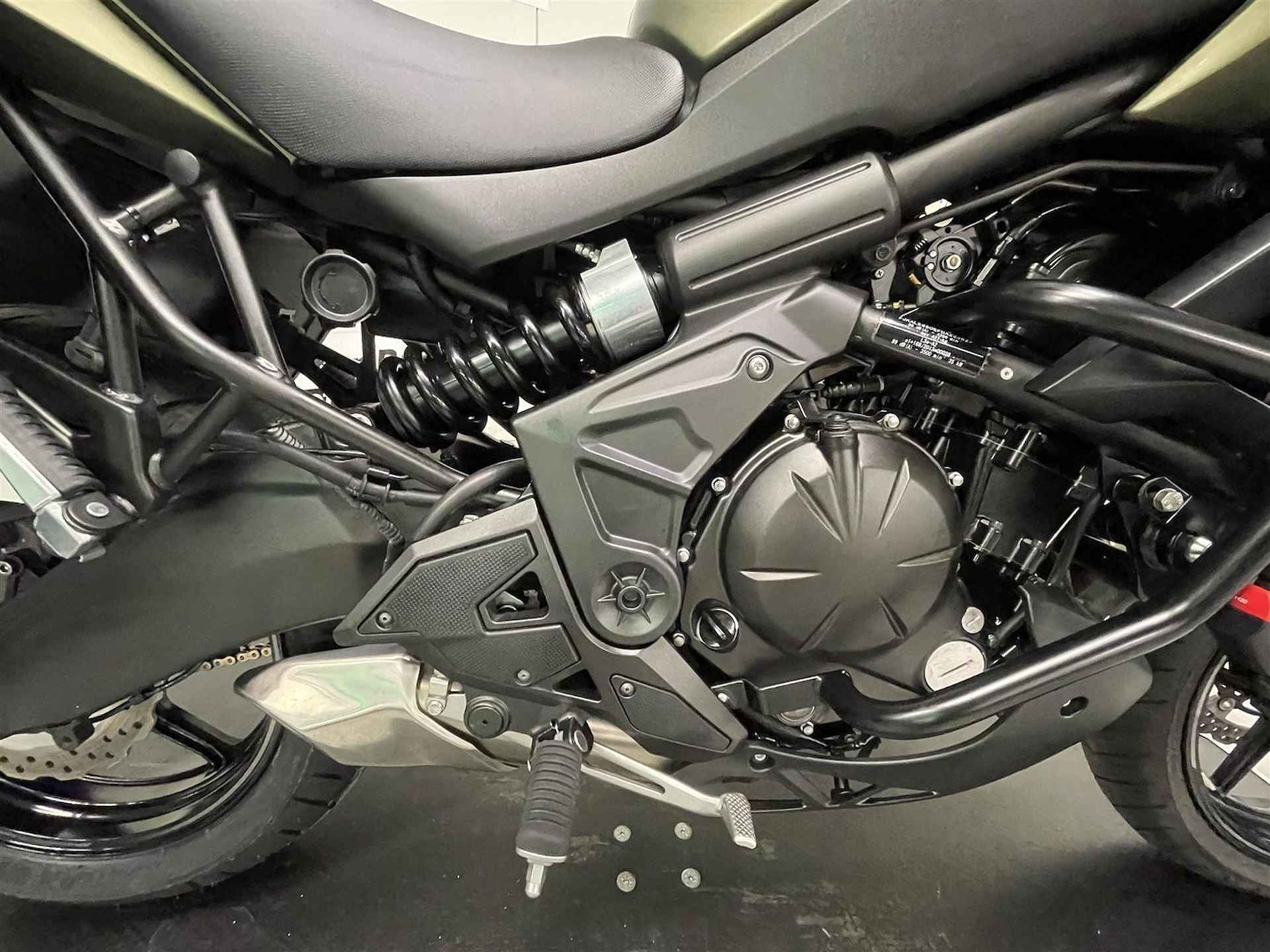 Kawasaki Versys 650 ABS GRAND TOURER - 2018 - 22/25