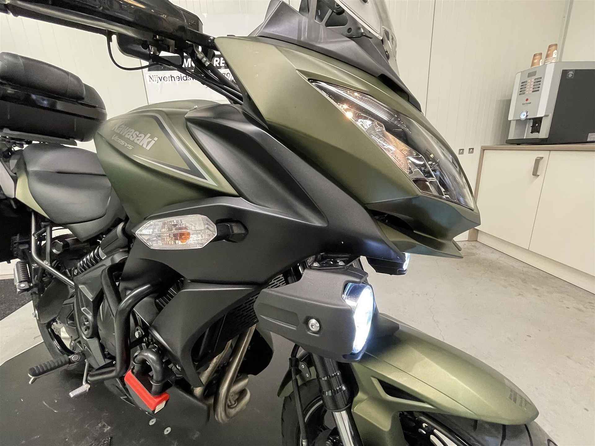 Kawasaki Versys 650 ABS GRAND TOURER - 2018 - 23/25