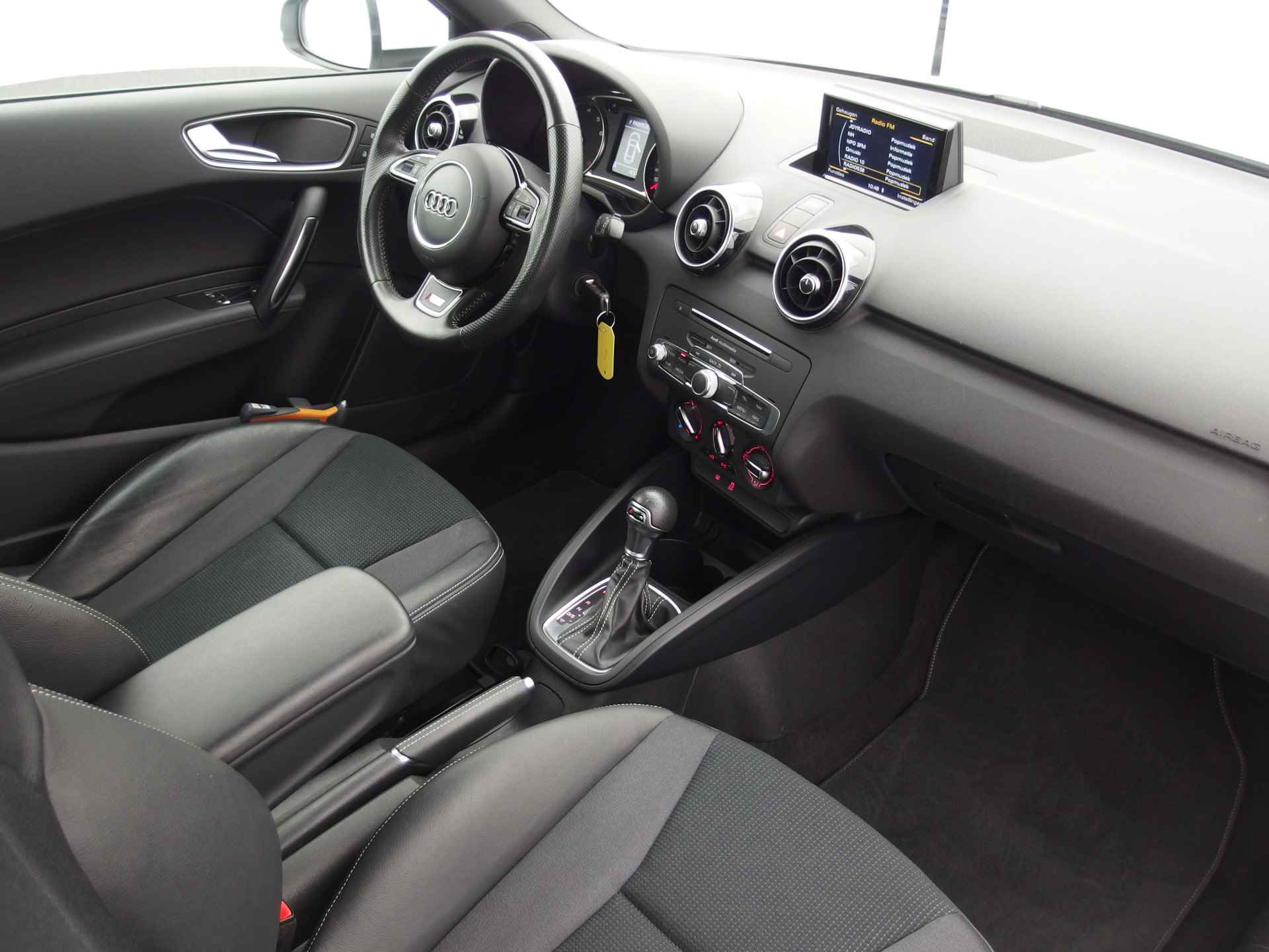 Audi A1 1.0 TFSI Advance Sport S-LINE / AUTOMAAT / XENON / NAVI / AIRCO / BLUETOOTH / CRUISE / NL-AUTO - 48/52