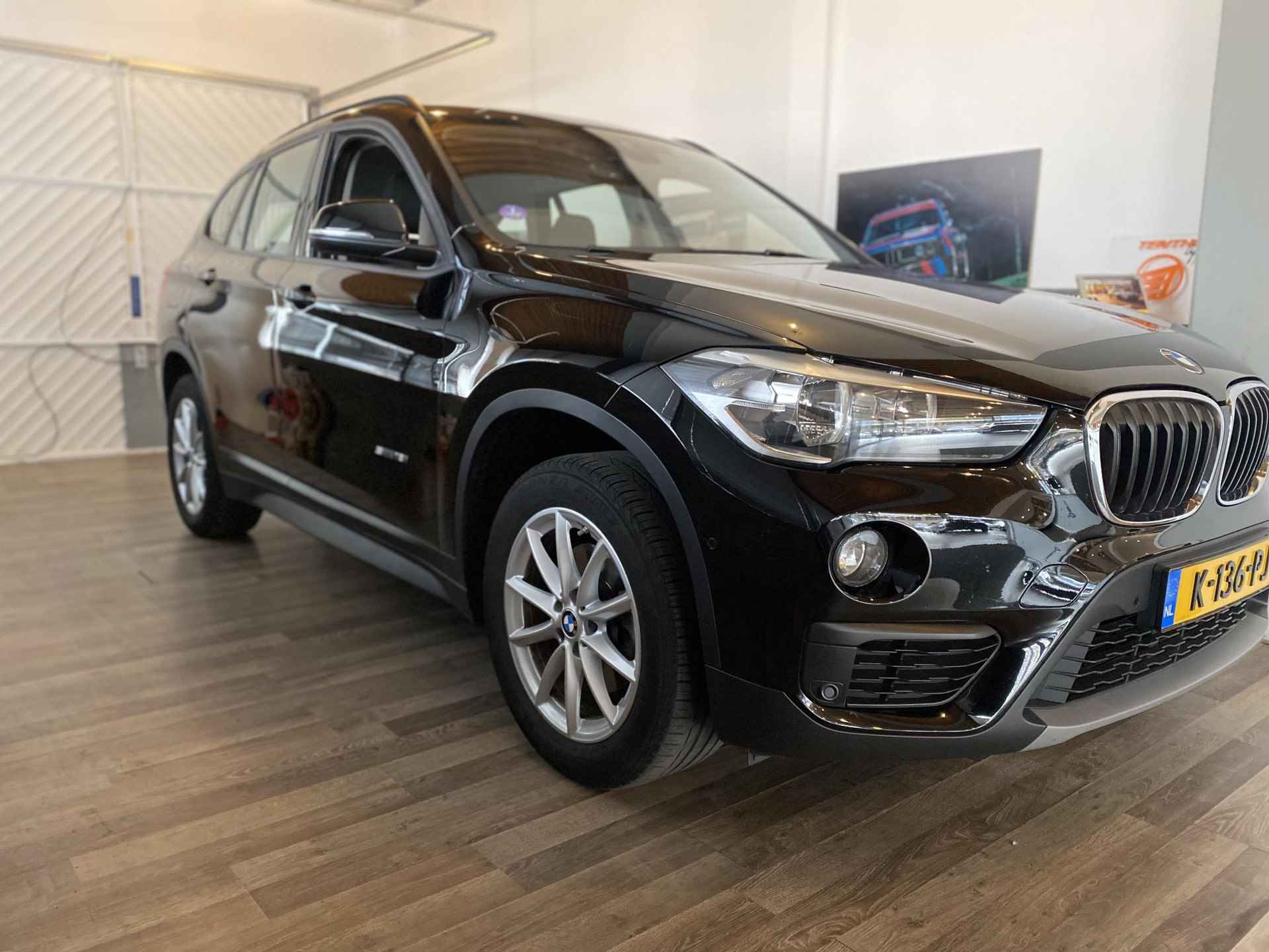 BMW X1 sDrive18i Executive - 3/21