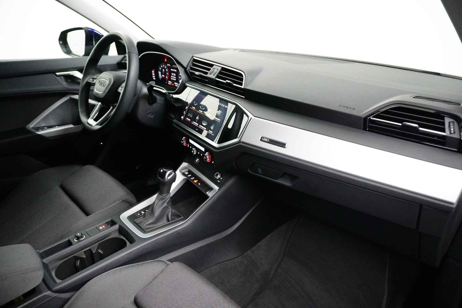 Audi Q3 35 TFSI S-Tronic 150PK Automaat | Adaptieve Cruise | Camera | Elek. Achterklep | Stoelverwarming | L Climate | Carplay | Virtueel Cockpit - 12/28