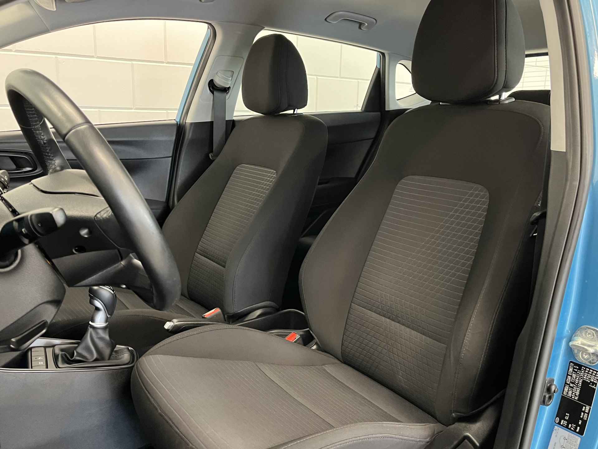 Hyundai i20 1.0 T-GDI Comfort | Apple Carplay + Android Auto | Achteruitrijcamera | Cruise Control | - 17/38