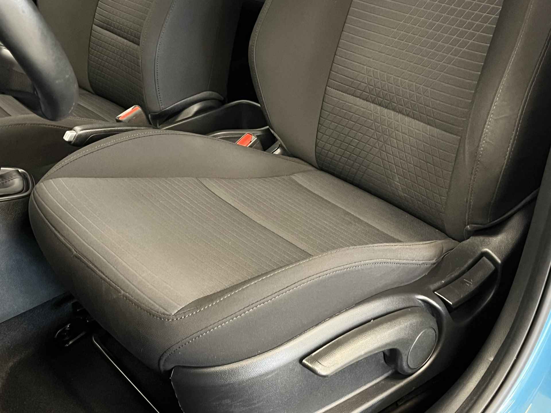 Hyundai i20 1.0 T-GDI Comfort | Apple Carplay + Android Auto | Achteruitrijcamera | Cruise Control | - 18/38