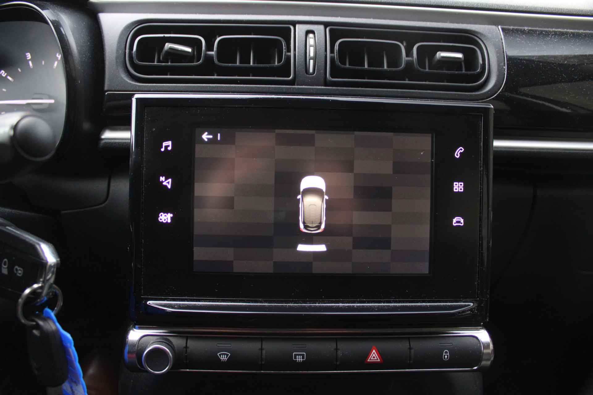 Citroën C3 1.2 PureTech S&S Feel 110PK Automaat Cruise/Climate control, Navigatie, Apple carplay/Android auto, - 18/27