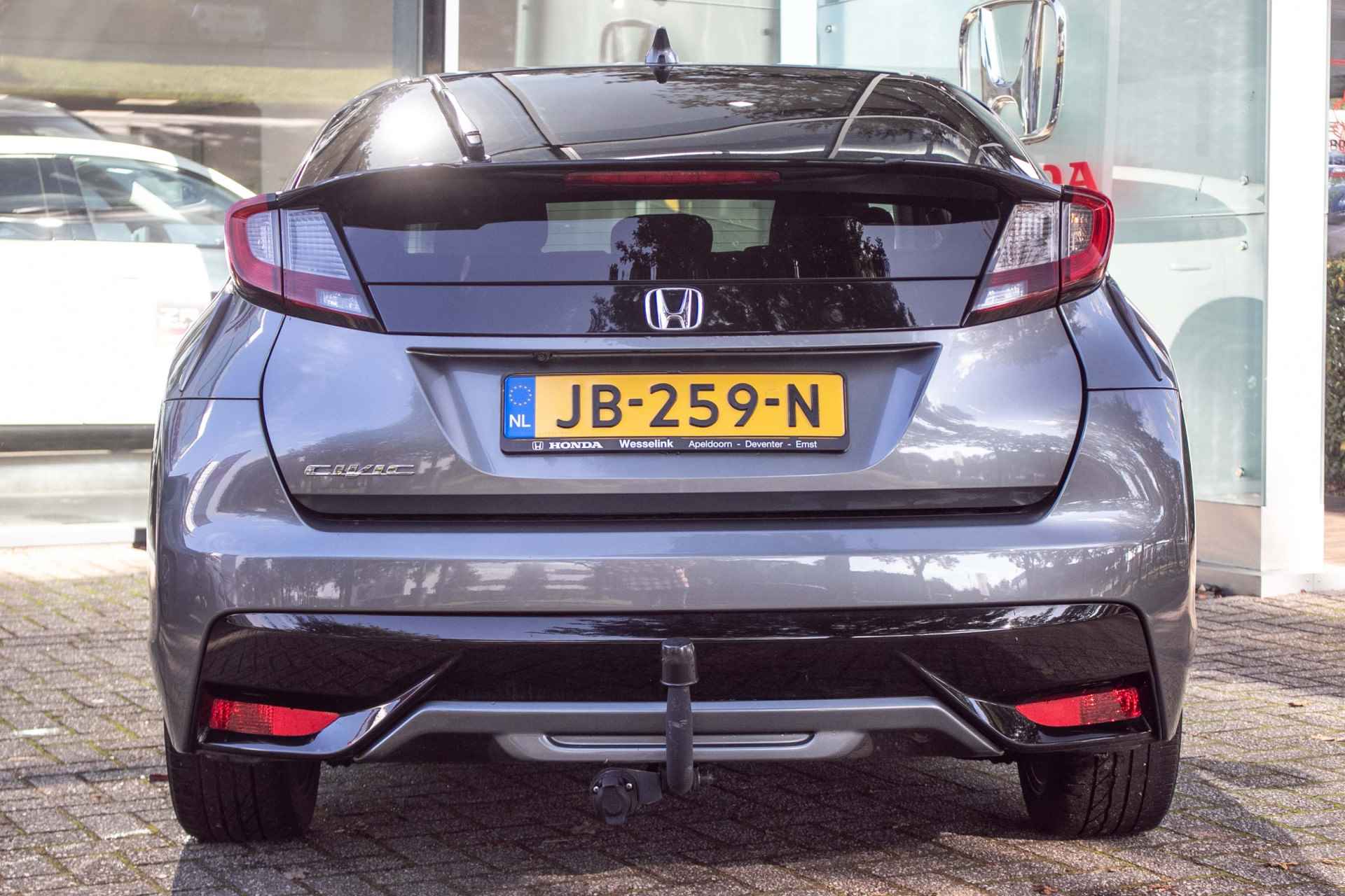 Honda Civic 1.4i-Vtec X-Edition - All in rijklaarprijs | Trekhaak | Navi | Dealer ond. | 12 mnd Bovag. - 9/39