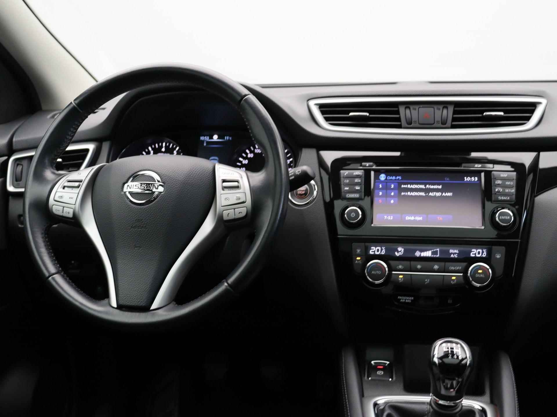 Nissan Qashqai 115pk N-Connecta | Panoramadak | Keyless Entry | Trekhaak | Navigatie | - 4/43