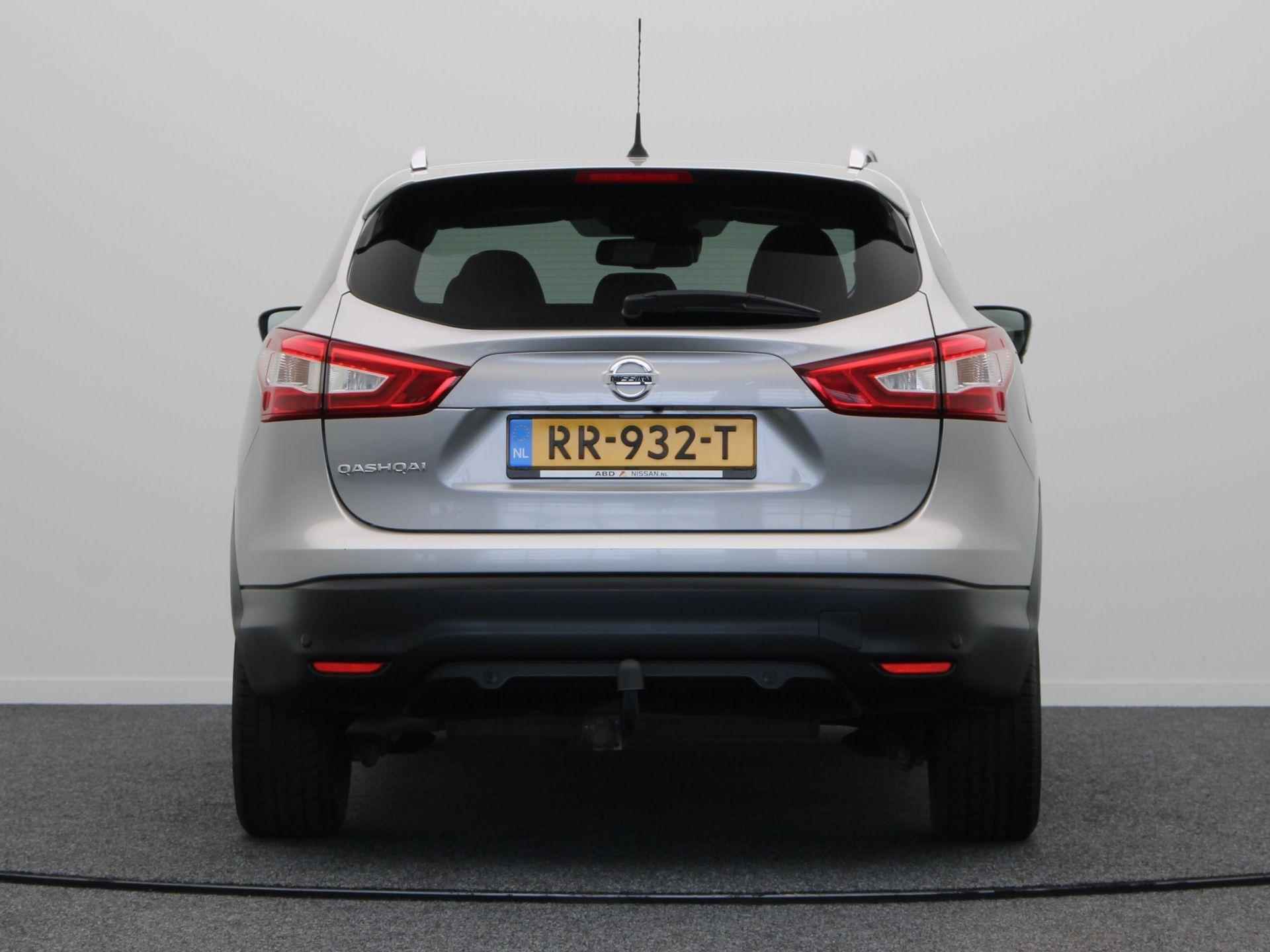 Nissan Qashqai 115pk N-Connecta | Panoramadak | Keyless Entry | Trekhaak | Navigatie | - 7/43