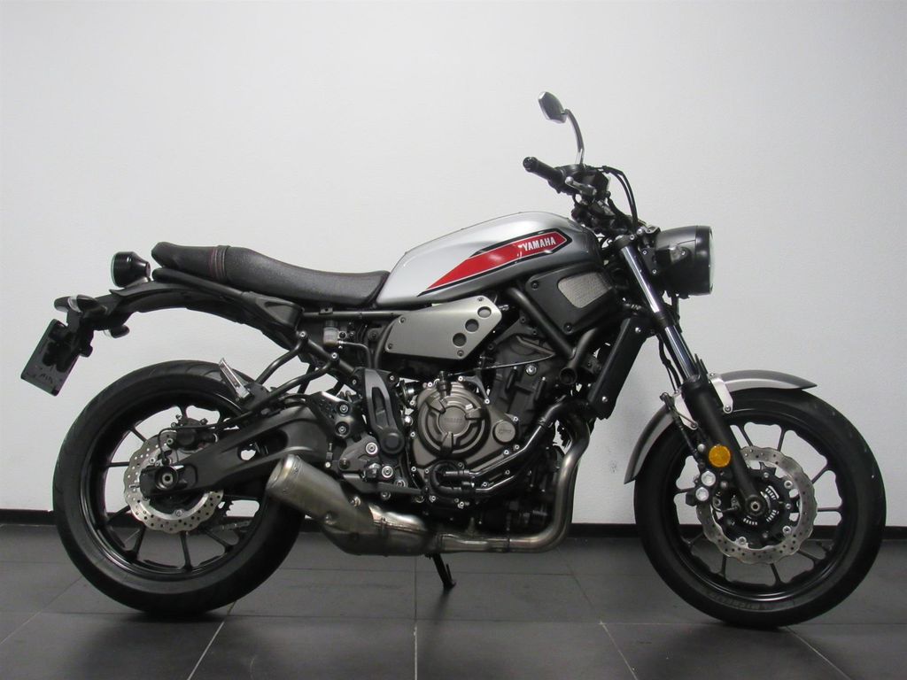 Yamaha XSR 700 ABS