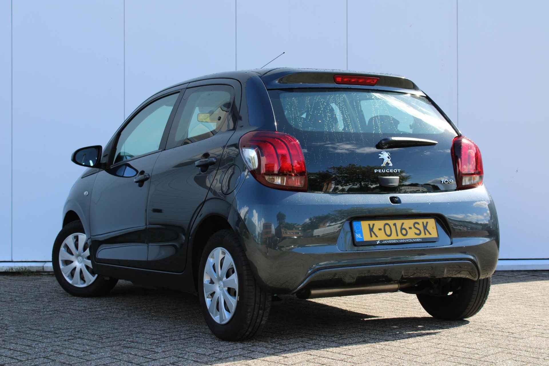 Peugeot 108 1.0 e-VTi Active Airco / Bluetooth / USB-Aanluiting - 4/36