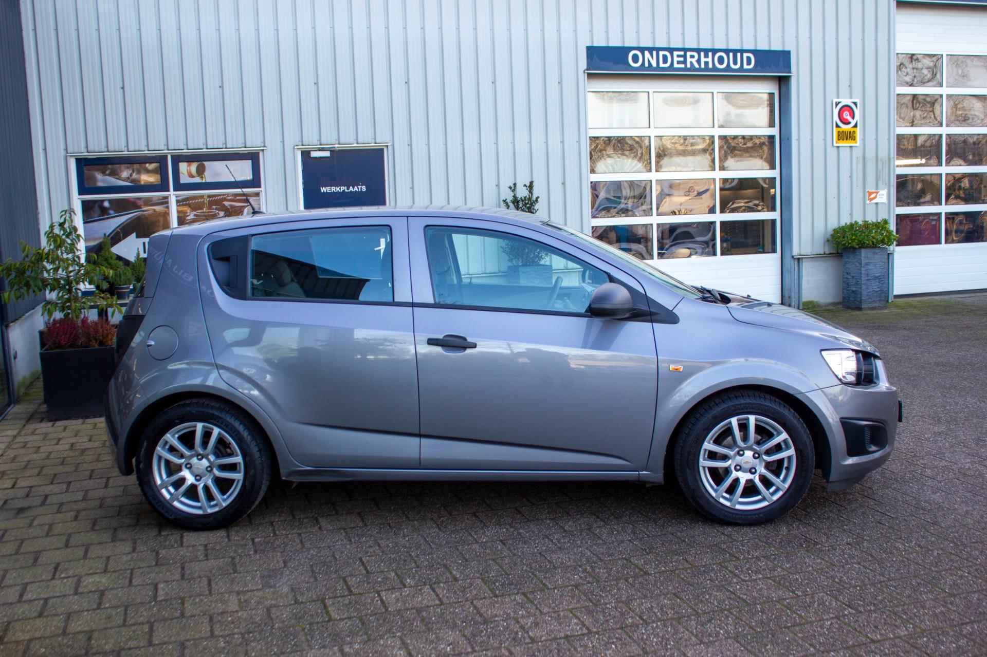 Chevrolet Aveo 1.2 LS | Prijs rijklaar incl. 12 mnd garantie | Airco Cruise Lmv Radio/CD speler - 9/34