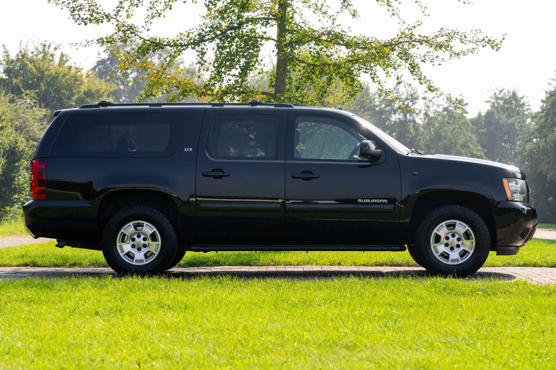 Chevrolet Suburban LTZ V8 - 7/8-pers SUV Youngtimer - 6/43