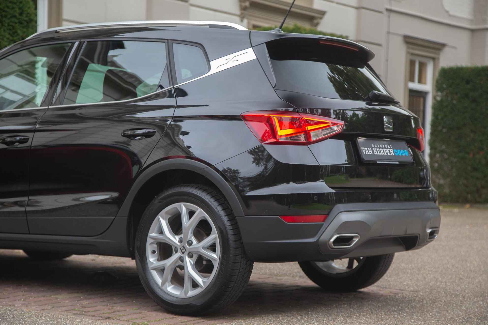 SEAT Arona 1.0 TSI FR Stoelverwarming | Carplay | Virtual | Adaptive Cruise - 12/49