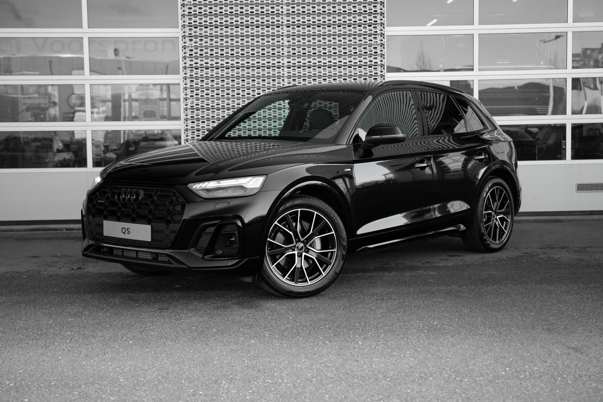 Audi Q5 55 TFSI e S edition Competition | Tour | Trekhaak | Luchtvering