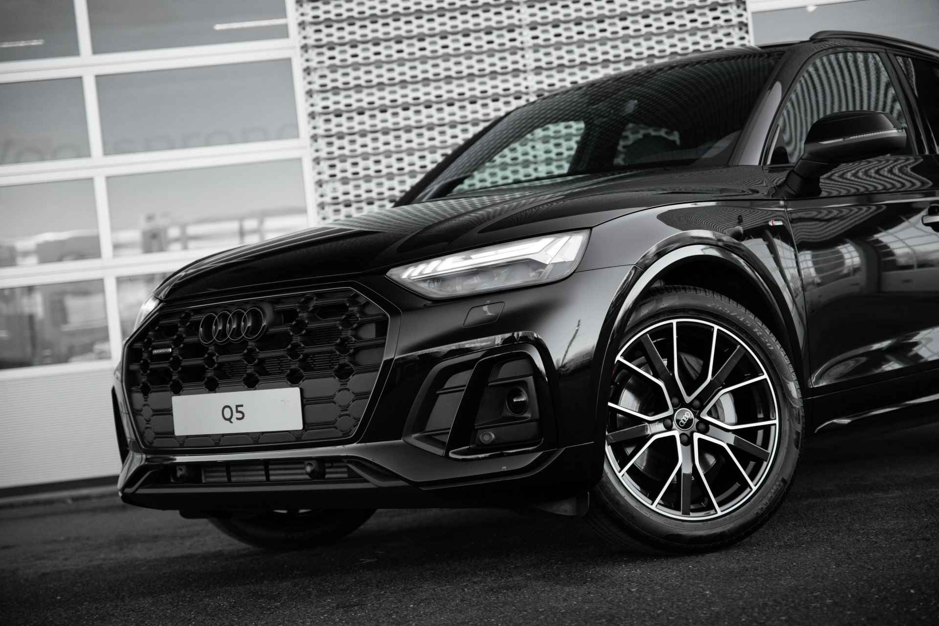 Audi Q5 55 TFSI e S edition Competition | Tour | Trekhaak | Luchtvering - 19/61