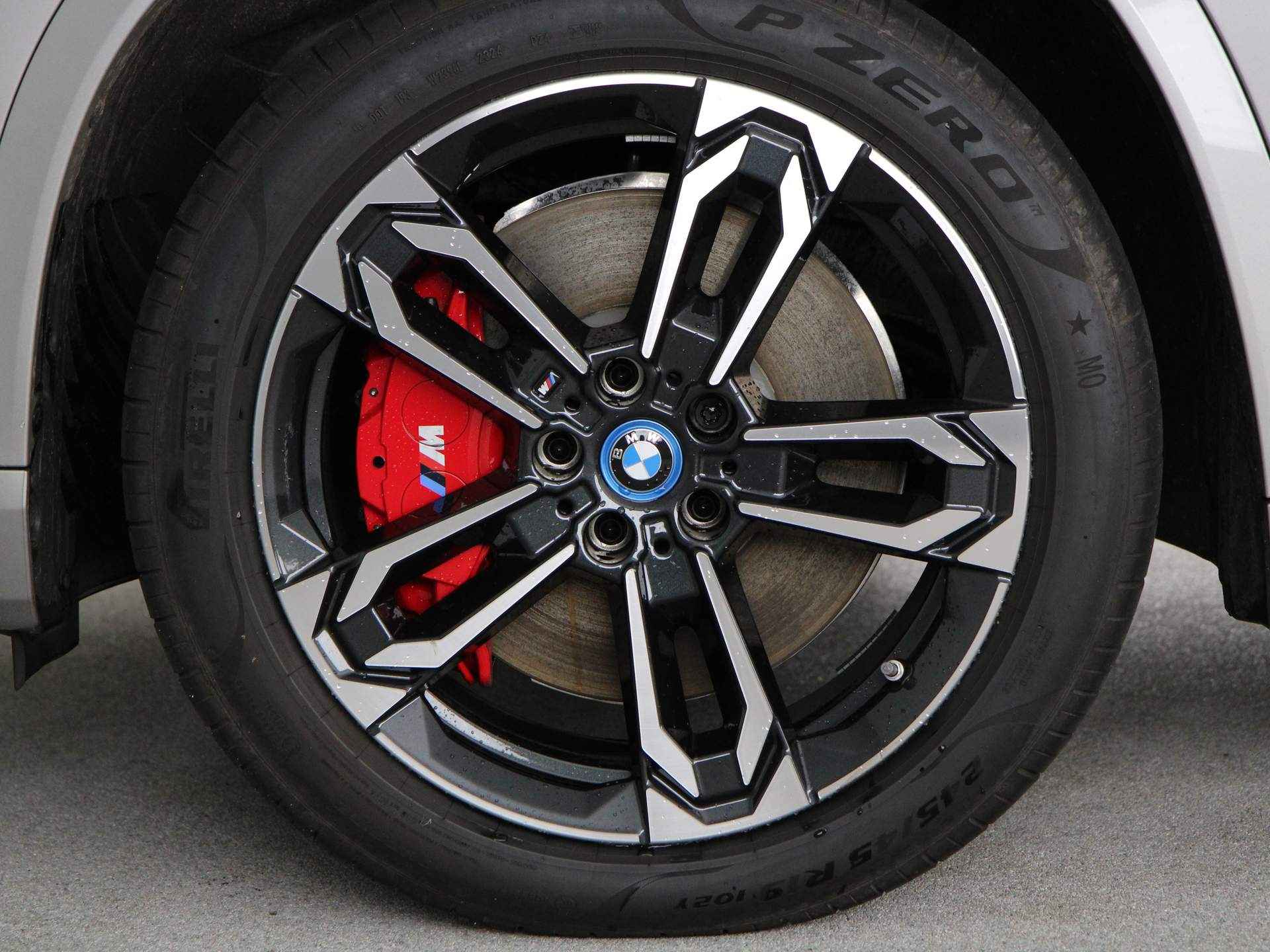 BMW iX1 eDrive20 M-Sport Pro - 20/25