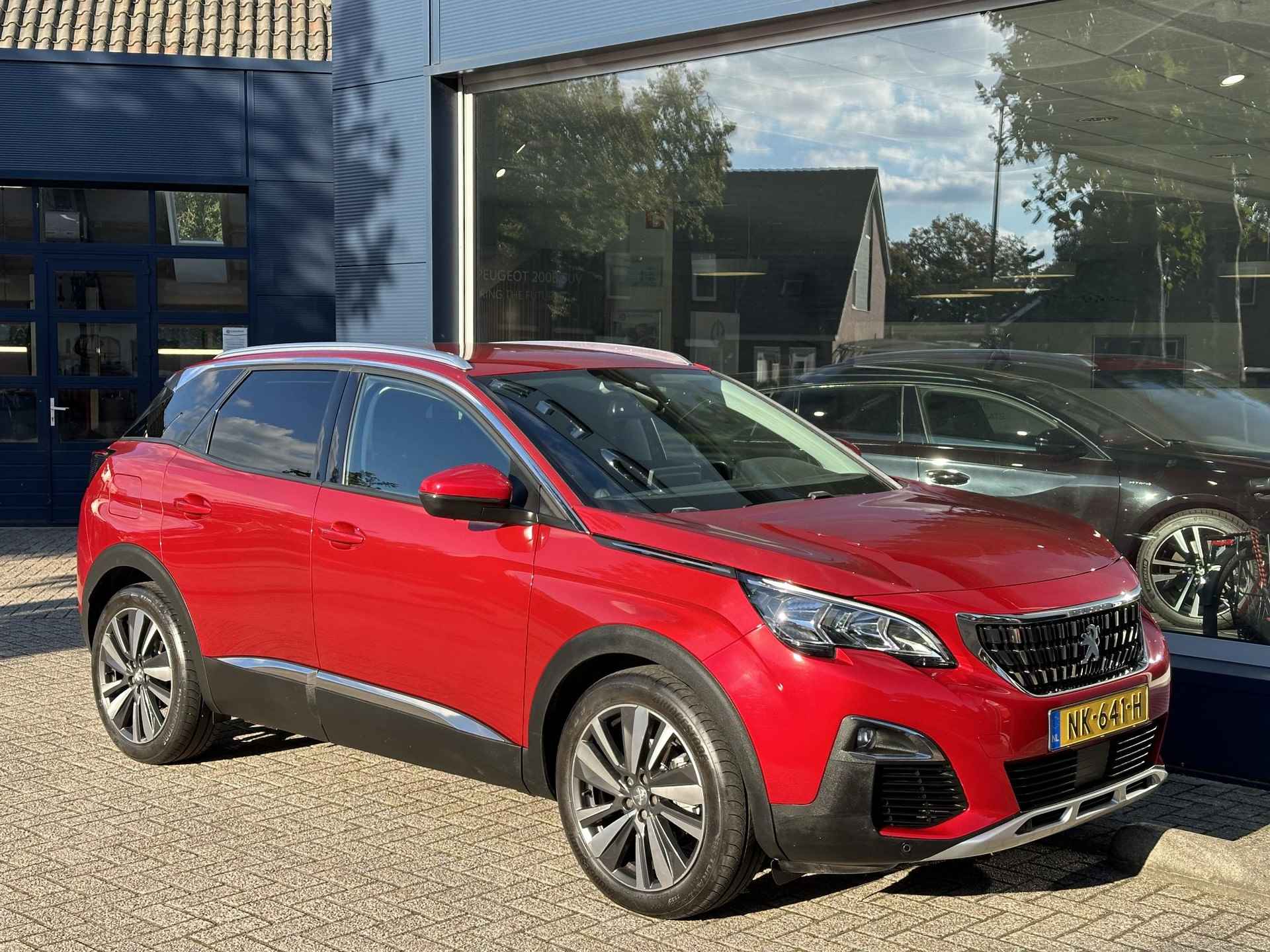 Peugeot 3008 1.2 Turbo 130 PK Première | Navigatie | Afneembare Trekhaak | Elektrische Achterklep | Keyless Entry | Climate Control | Cruise Control | Half Lederen Bekleding | Camera | Draadloze Telefoonlader | Dakrails | - 8/60