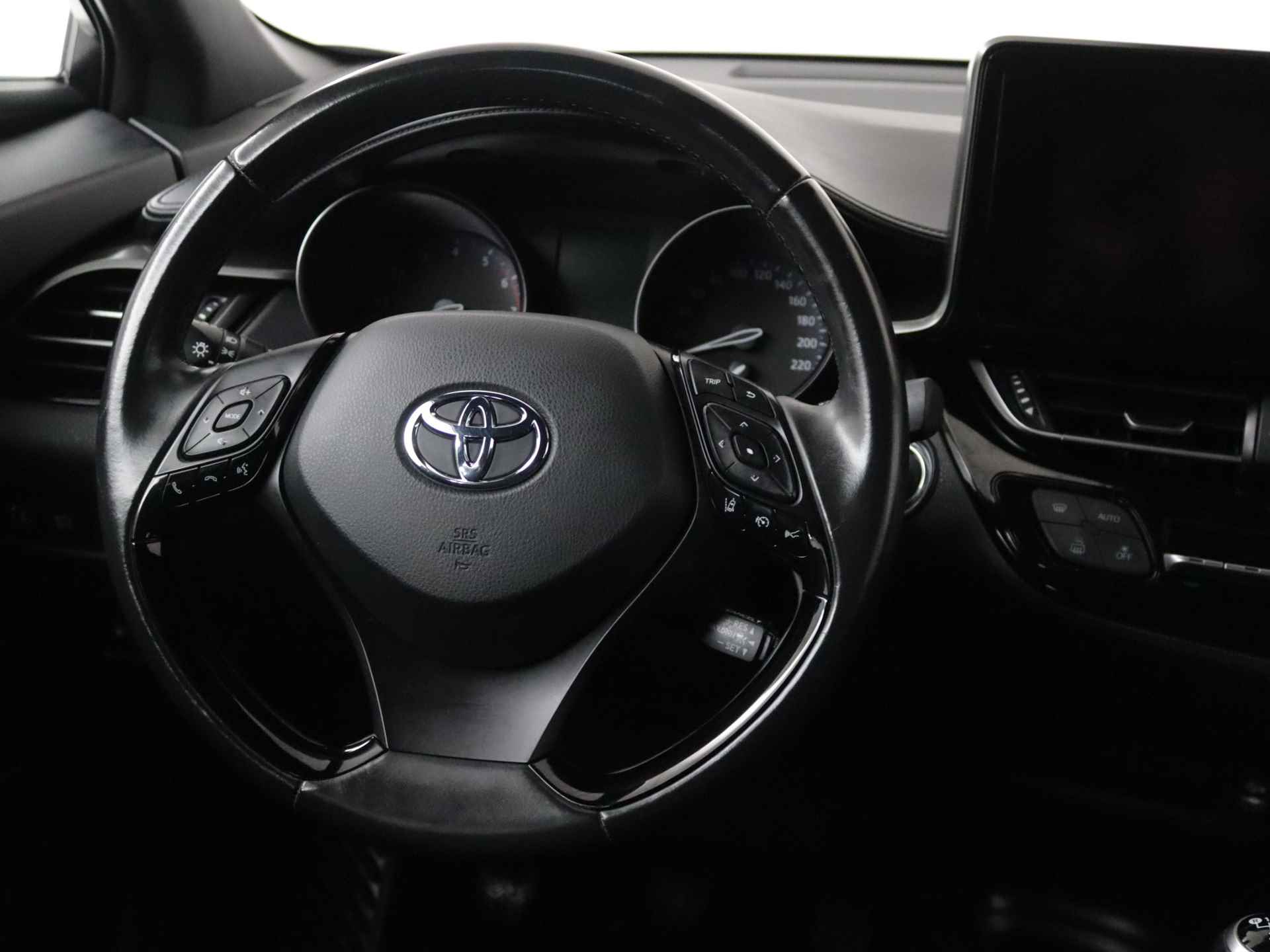 Toyota C-HR 1.2 Dynamic | Navigatie | Camera | Led | - 8/41