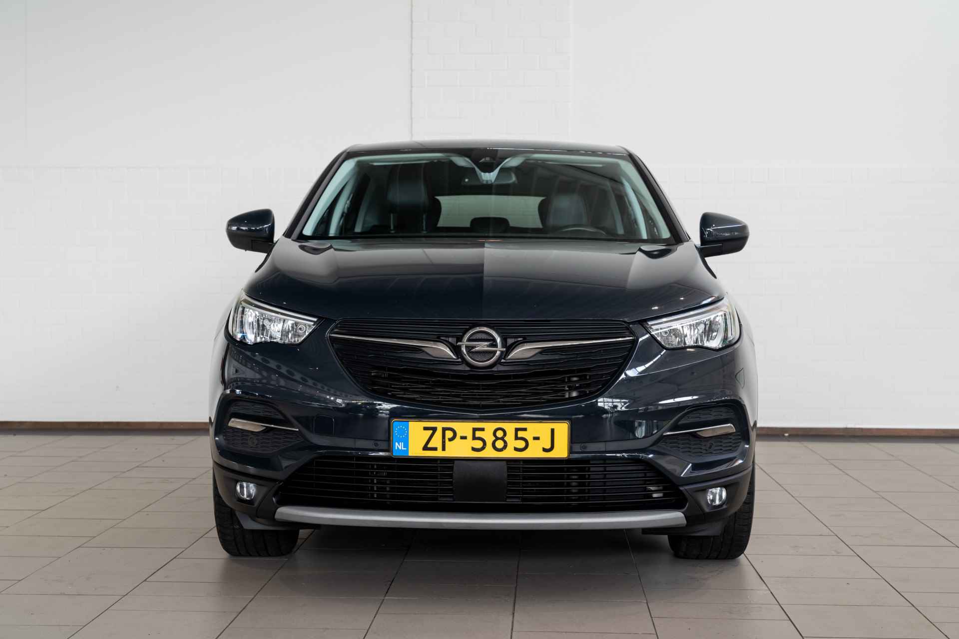 Opel Grandland X 1.2 Turbo Innovation | Navi | Elektrische a. Klep | Climate Controle | Dodehoek bewaking | Parkeersensoren | - 2/38