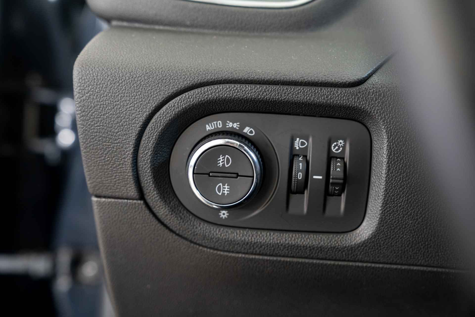 Opel Grandland X 1.2 Turbo Innovation | Navi | Elektrische a. Klep | Climate Controle | Dodehoek bewaking | Parkeersensoren | - 17/38