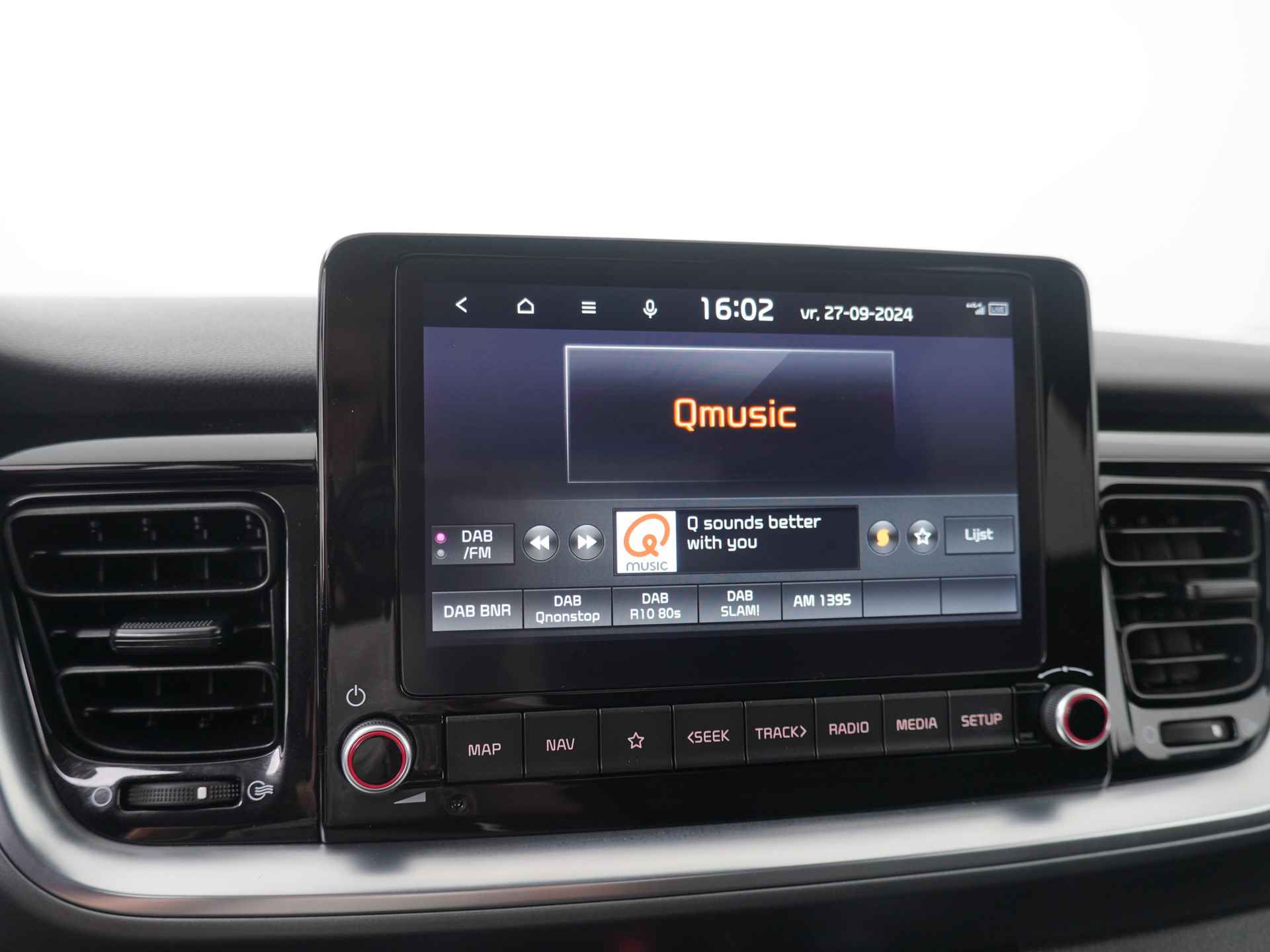 Kia Stonic 1.0 T-GDi MHEV DynamicPlusLine Led Koplampen - Climate Control - Cruise Control - Navigatie - Apple/Android Carplay - Fabrieksgarantie Tot 2030 - 26/44