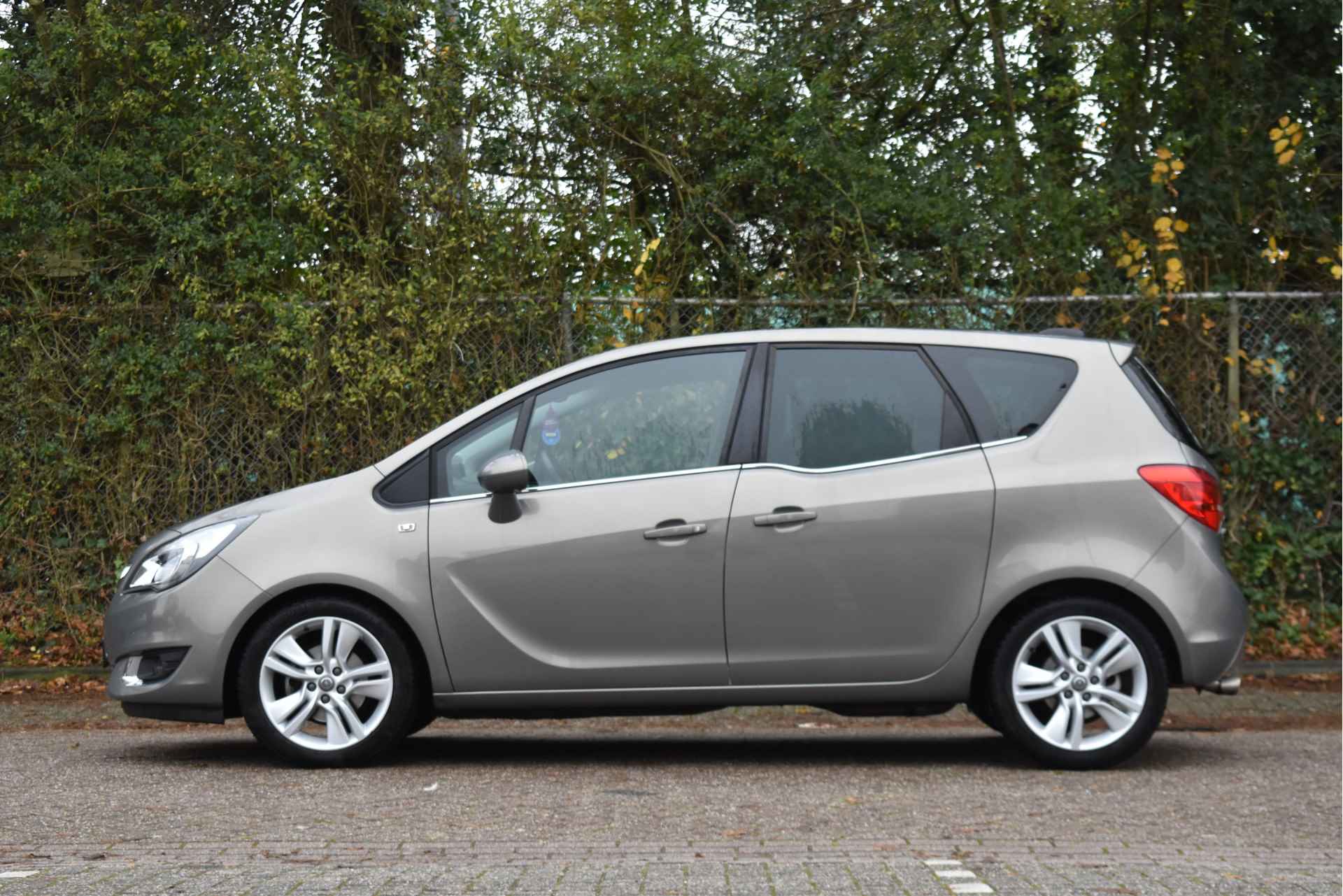 Opel Meriva 1.4 Turbo Navi | Achteruitrijcamera | Cruise control | Automaat | LM-Velgen - 4/41