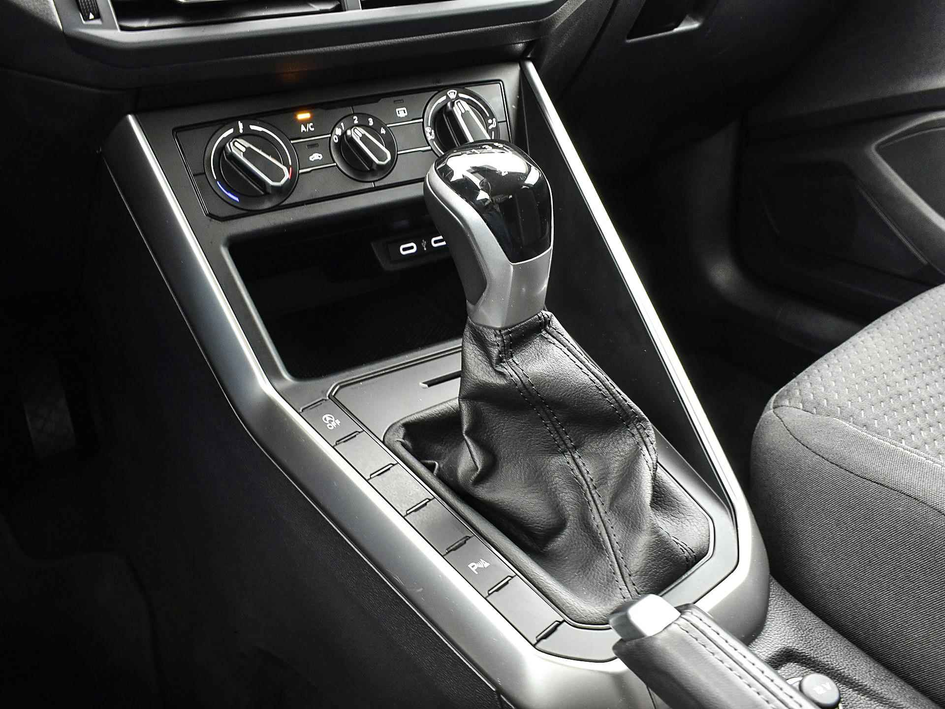 Volkswagen Polo 1.0 Tsi 95pk Life | ACC | Airco | P-Sensoren | Virtual Cockpit | DAB | 15'' Inch | Garantie t/m 27-06-2026 of 100.000km - 25/26