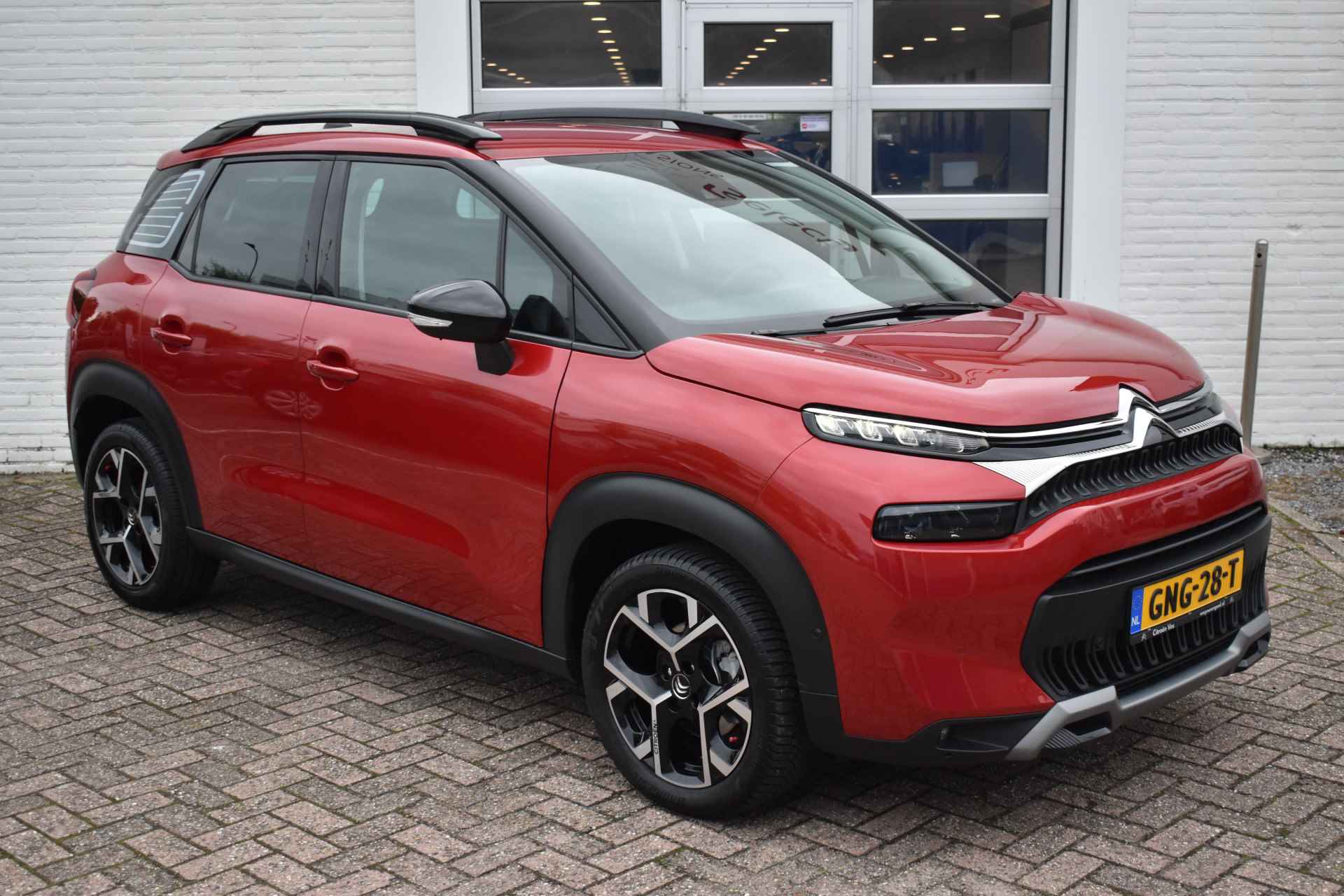 Citroën C3 Aircross PureTech 130EAT6 Shine Navi | Airco | Keyless | Grip controle | -- - 10/27