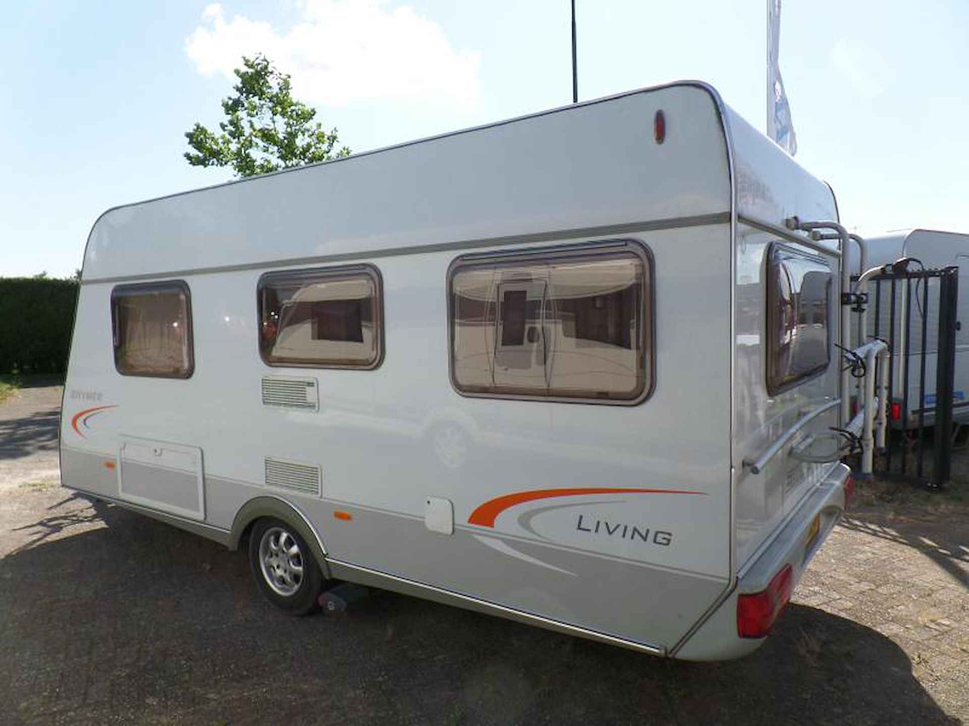 Eriba-Hymer Living 465 Mover, Fietsendragers - 3/15