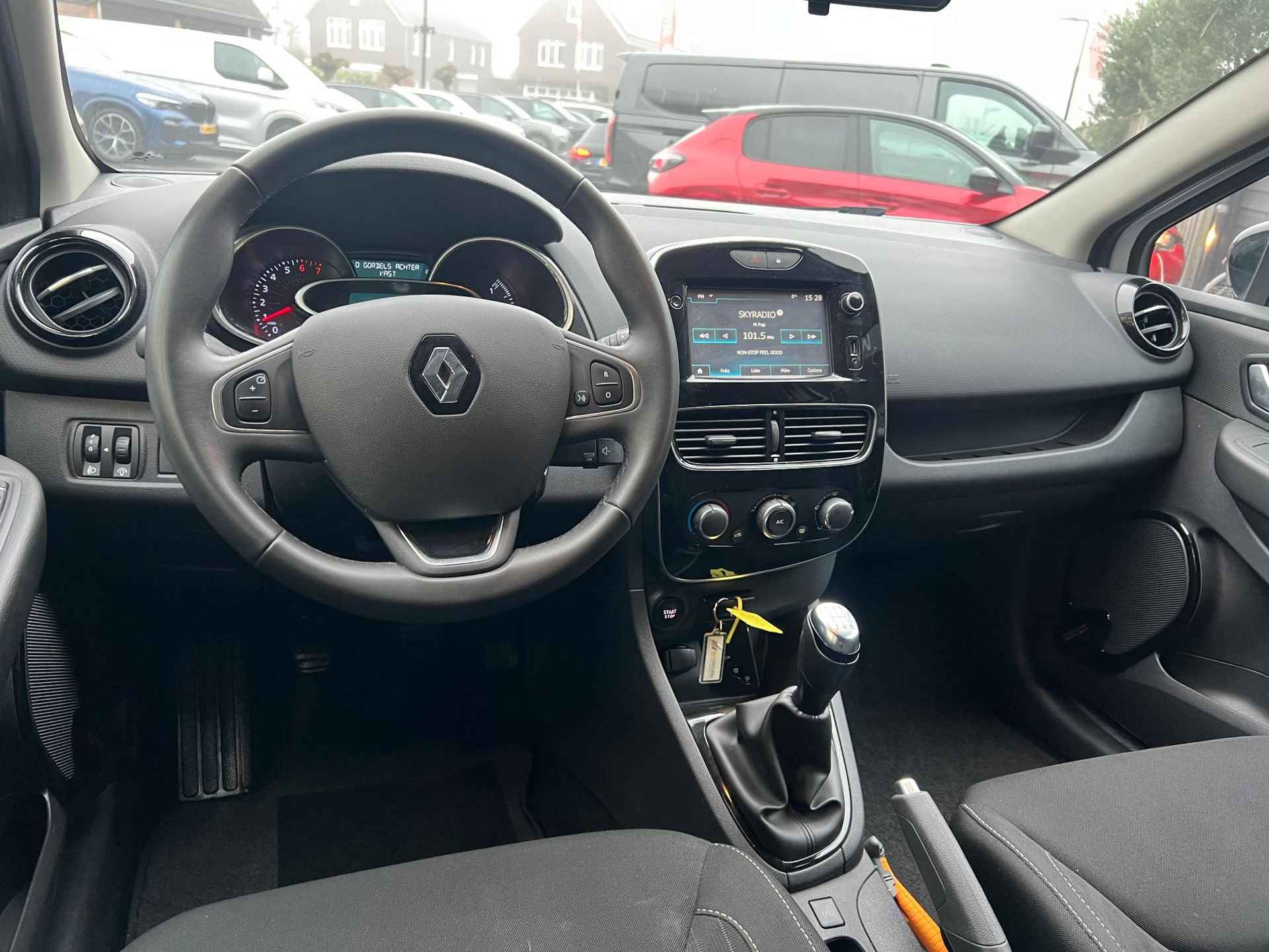 Renault Clio 0.9 TCe Limited | Navigatie | 16  Inch | NL-Auto | - 2/21