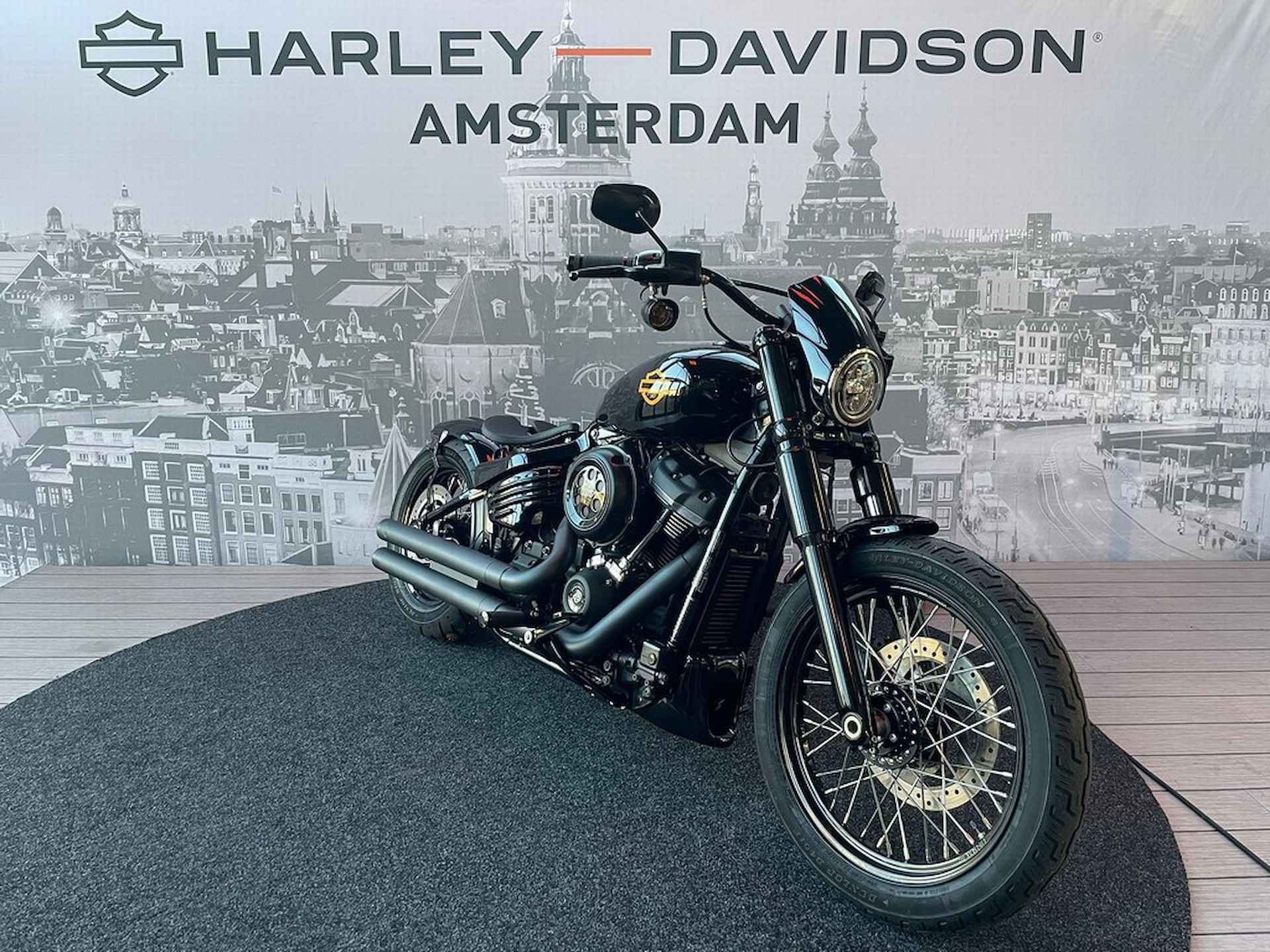 Harley-Davidson FXBB Softail Street Bob - 3/10