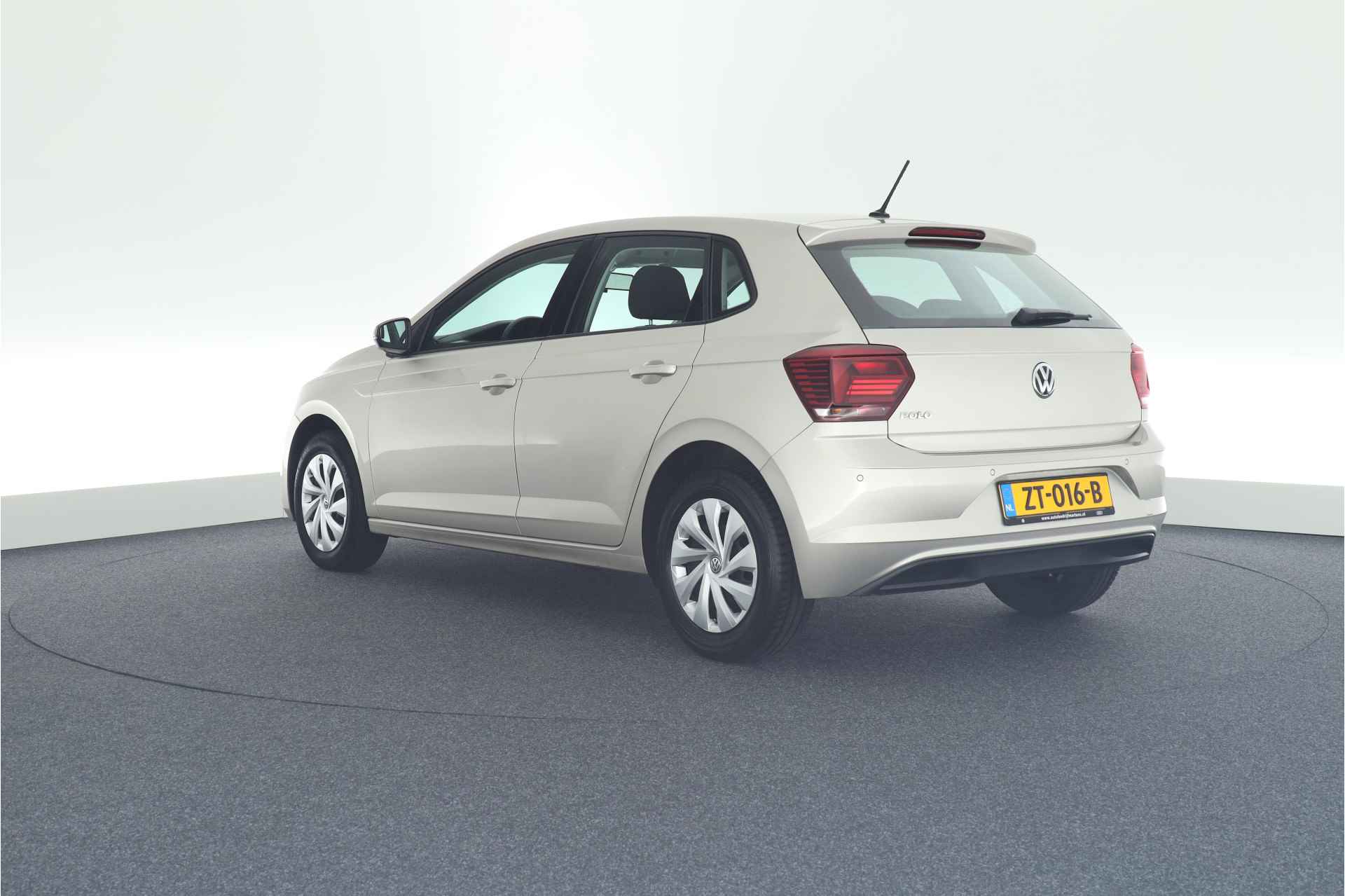 Volkswagen Polo 1.0 TSI 95pk DSG Comfortline Stoelverwarming Parkeersensoren - 7/35