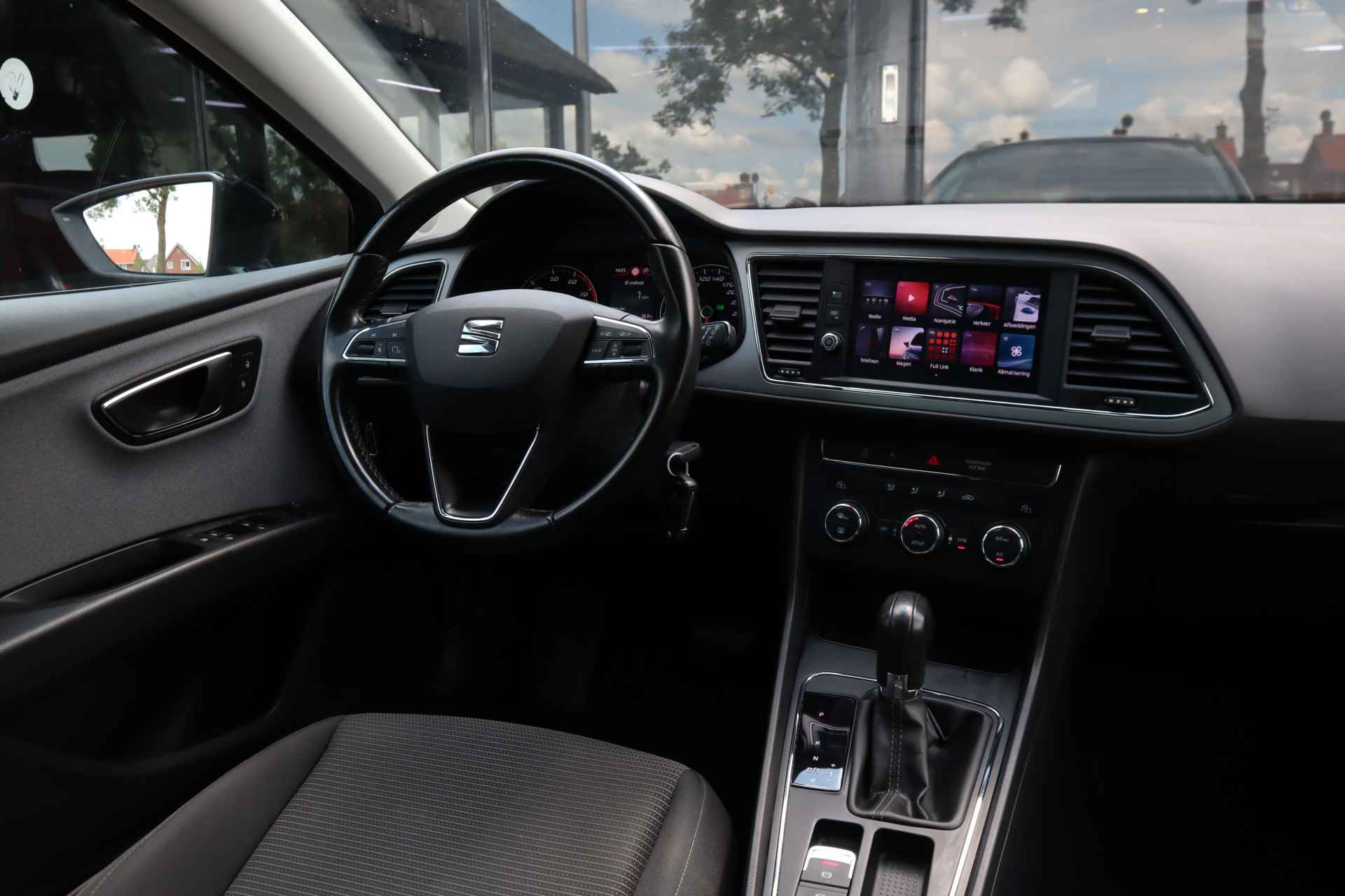 SEAT León ST 1.0 EcoTSI Style Business Intense | Apple carplay | Lichtmetalen velgen |  Trekhaak | Automaat - 32/36