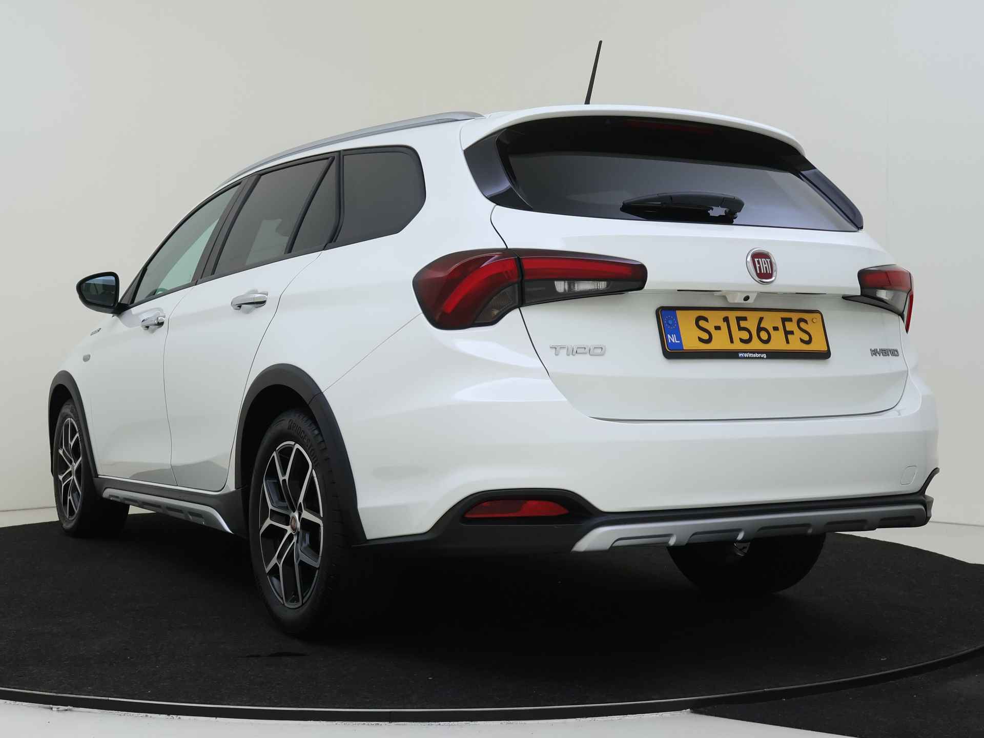 Fiat Tipo Stationwagon Cross 1.5 Hybrid Automaat | RIJKLAAR! | Navigatie | Camera | Gave en Luxe uitvoering!! - 5/35