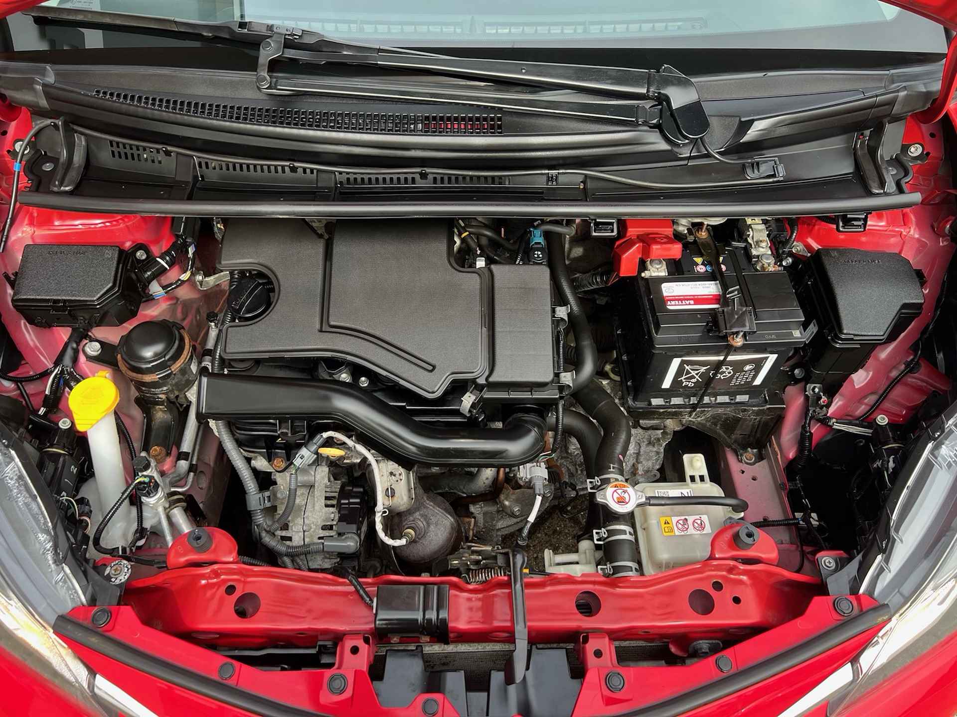 Toyota Yaris 1.0 VVT-i Comfort | Eerste eigenaar | NL-Auto | Airco | - 27/32