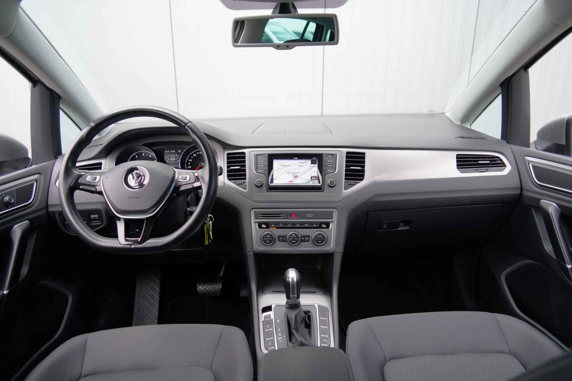 Volkswagen Golf Sportsvan 1.2 TSI Comfortline / Automaat / Navi / Afn. Trekhaak / Cruise / Stoelverw. - 10/37