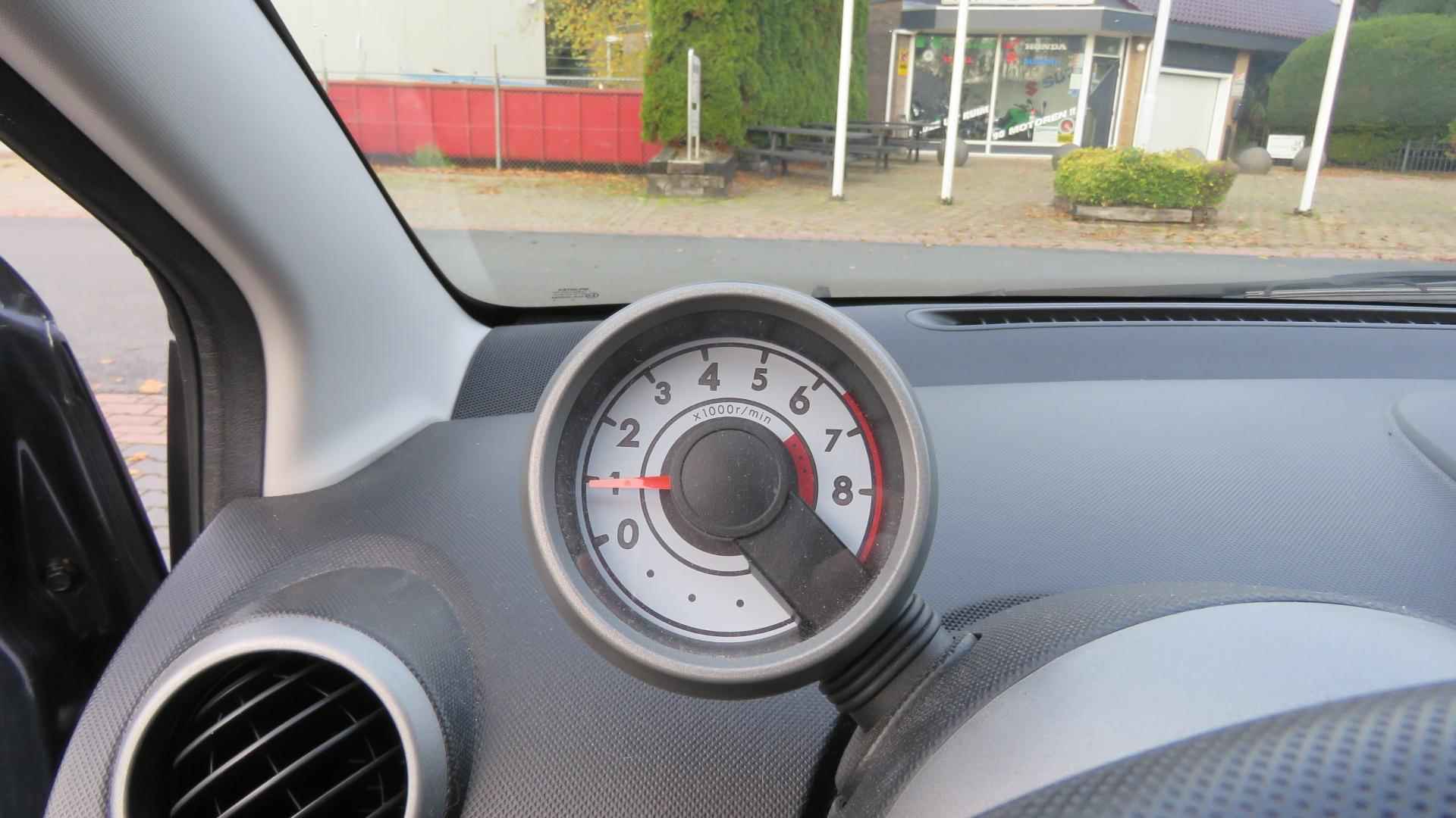 Peugeot 107 1.0-12V Sublime Airco, CV, El.ramen, 28888 km NAP !!! - 9/20