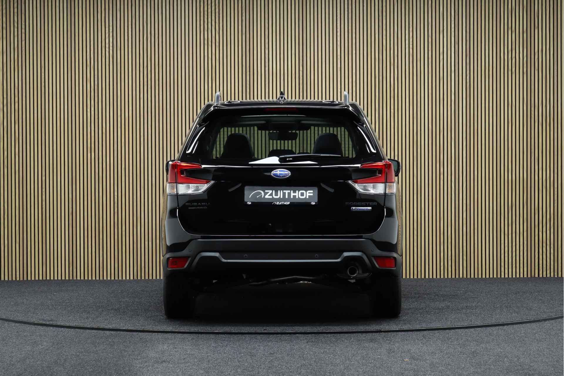 Subaru Forester 2.0i e-BOXER Premium Black | Nieuw uit voorraad leverbaar | Cruise adaptief | Harman Kardon | Panoramadak | Leder - 4/37