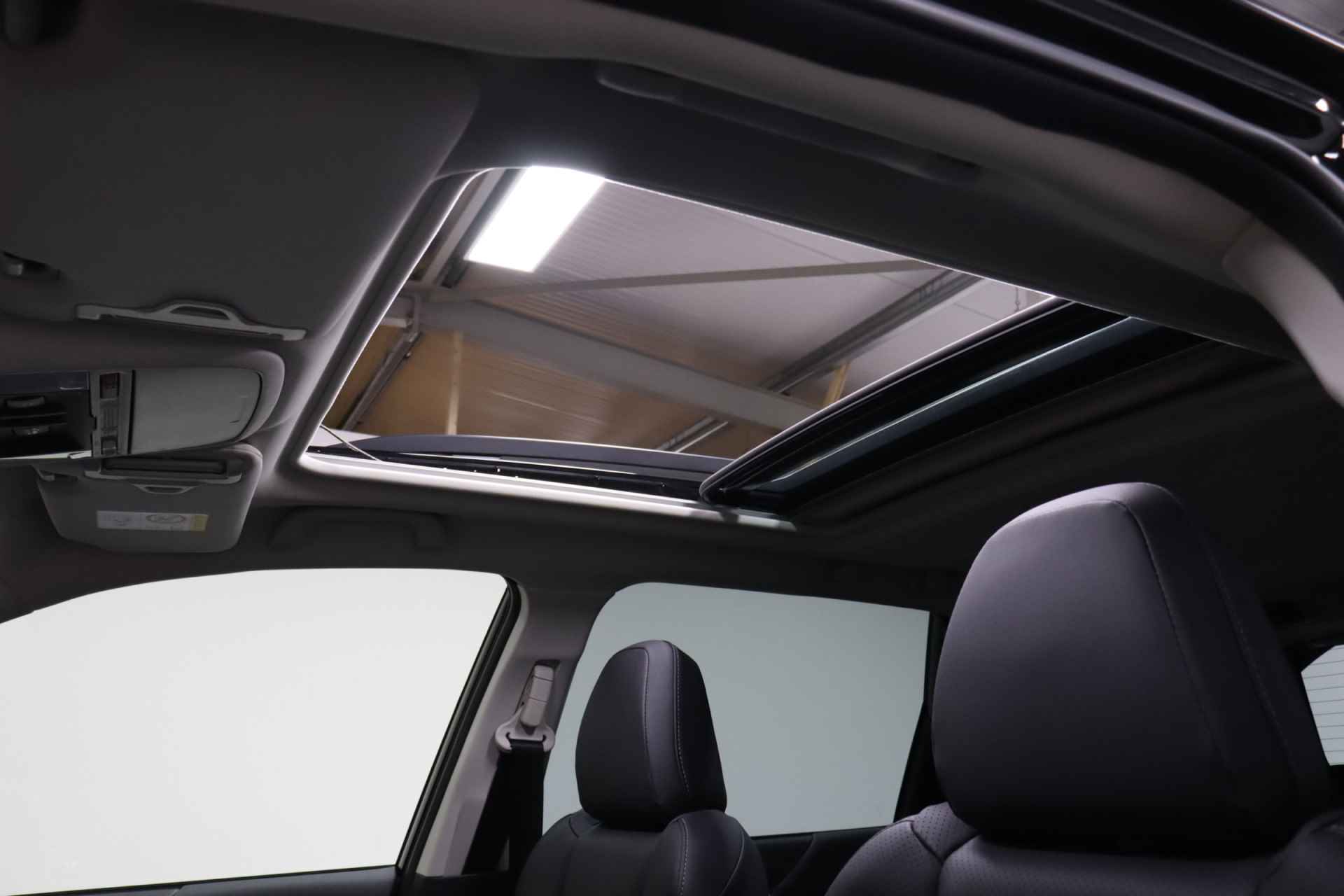 Subaru Forester 2.0i e-BOXER Premium Black | Nieuw uit voorraad leverbaar | Cruise adaptief | Harman Kardon | Panoramadak | Leder - 11/37