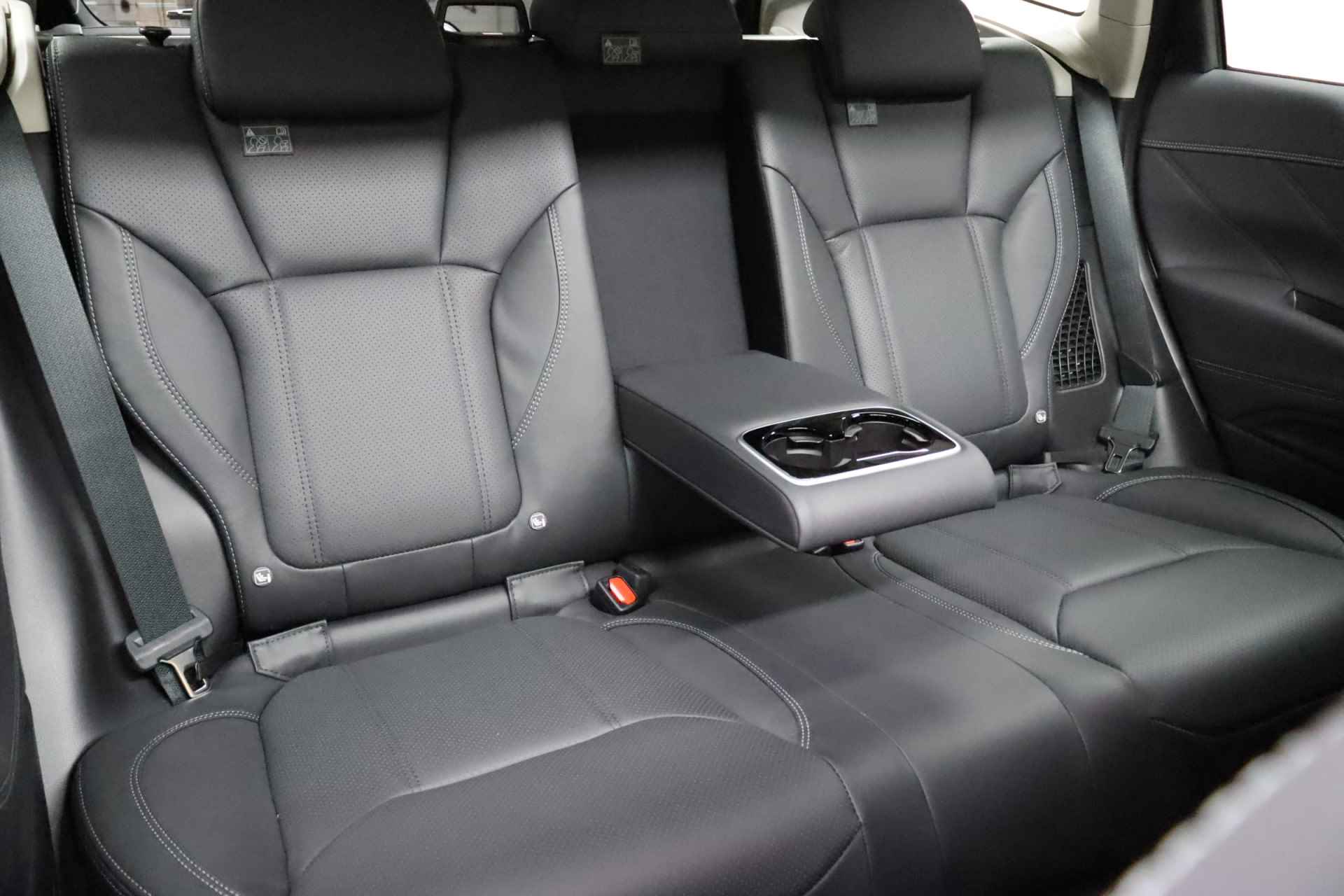 Subaru Forester 2.0i e-BOXER Premium Black | Nieuw uit voorraad leverbaar | Cruise adaptief | Harman Kardon | Panoramadak | Leder - 32/37
