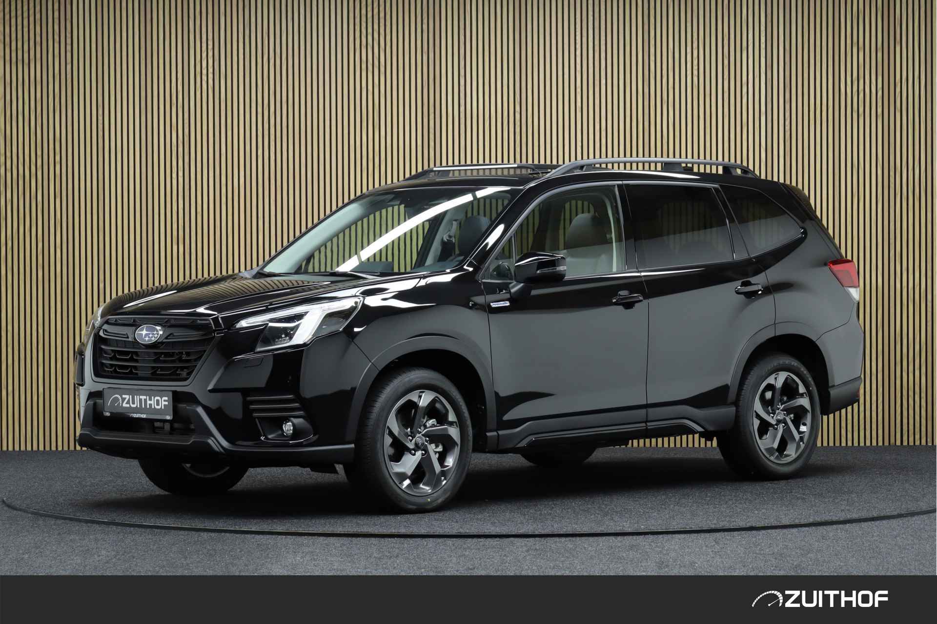 Subaru Forester 2.0i e-BOXER Premium Black | Nieuw uit voorraad leverbaar | Cruise adaptief | Harman Kardon | Panoramadak | Leder - 1/37