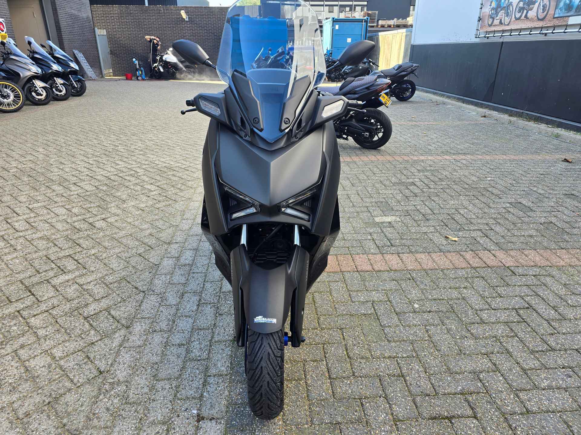 Yamaha XMAX 300 ABS - 6/24