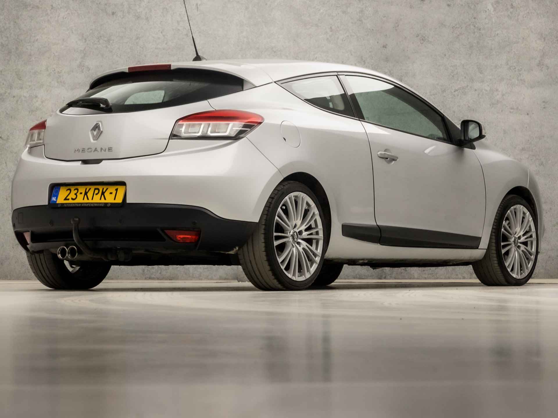 Renault Mégane Coupe 2.0 TCe Dynamique 180Pk (YOUNGTIMER, NAVIGATIE, CLIMATE, CRUISE, SPORTSTOELEN, TREKHAAK, LM VELGEN, BLUETOOTH, NIEUWE APK, NIEUWSTAAT) - 5/34