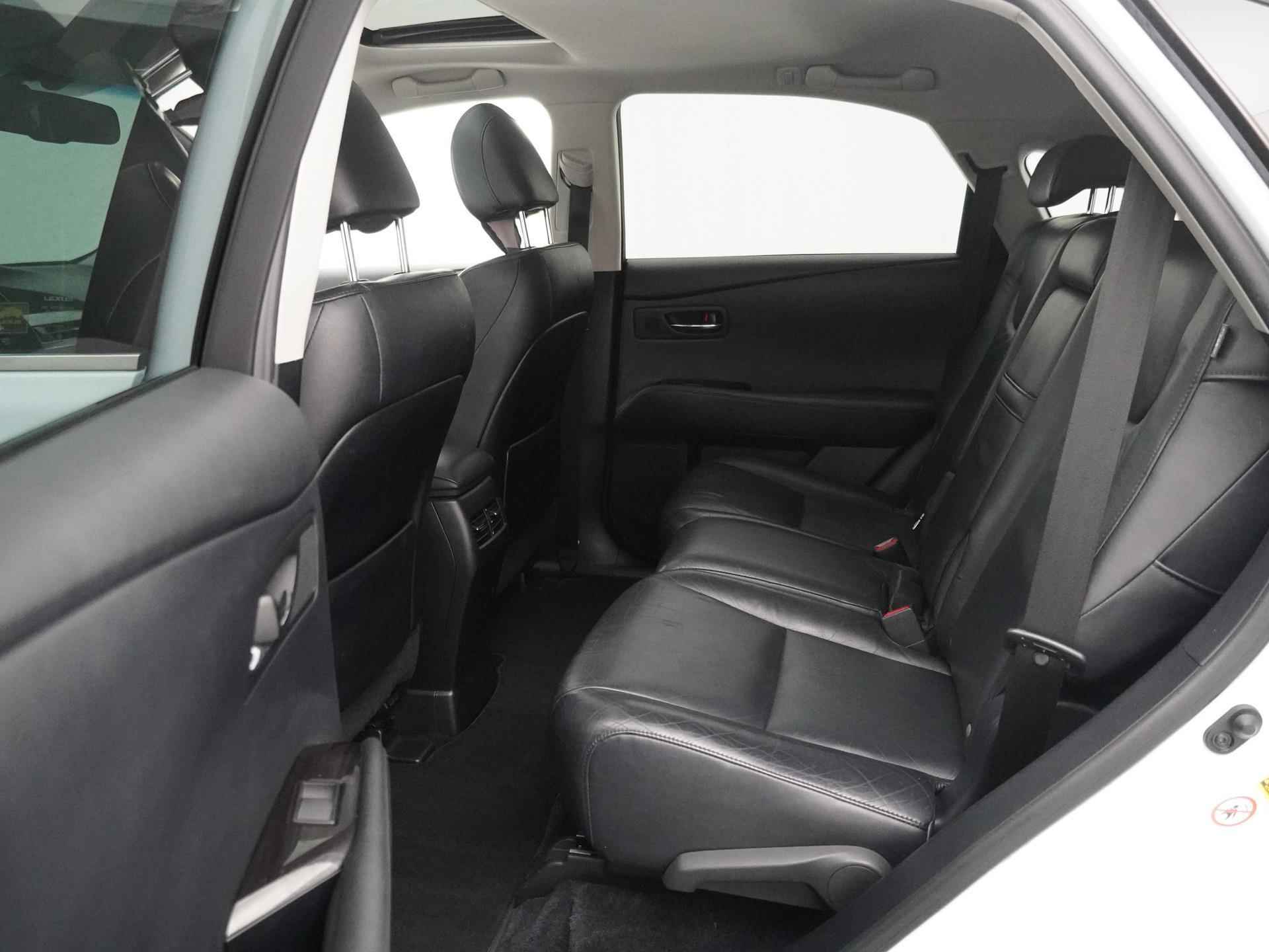 Lexus RX 450h 2WD Preference Pro | Adaptive Cruise Control | Lederen bekleding | Schuif-/kanteldak - 16/32