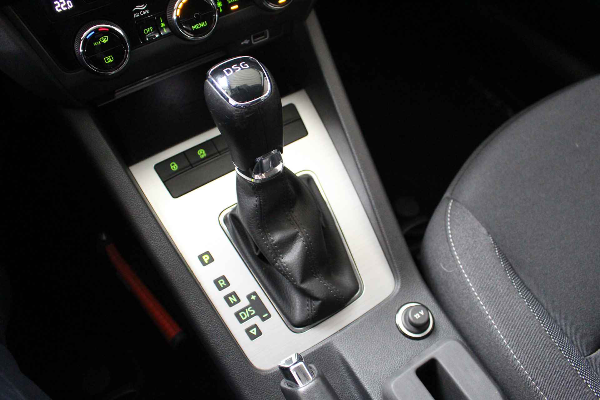 Škoda Octavia Combi 1.0 TSI Greentech Ambition Business Navigatie | Cruise Control | Parkeersensoren | Trekhaak - 19/20