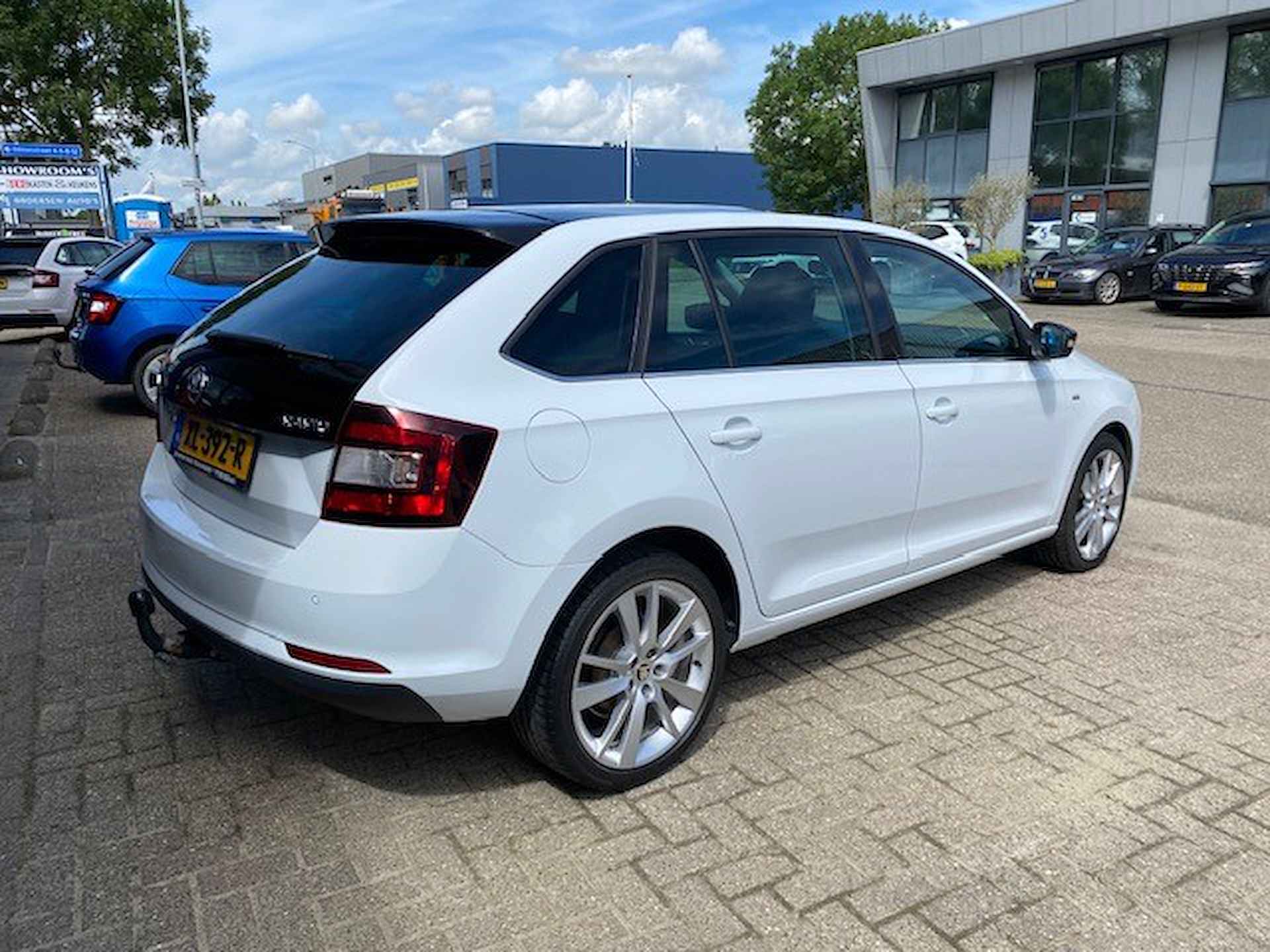 SKODA Rapid Spaceback 1.0 TSI 95pk Clever met Navi, Trekhaak en Stoelverw. - 7/32