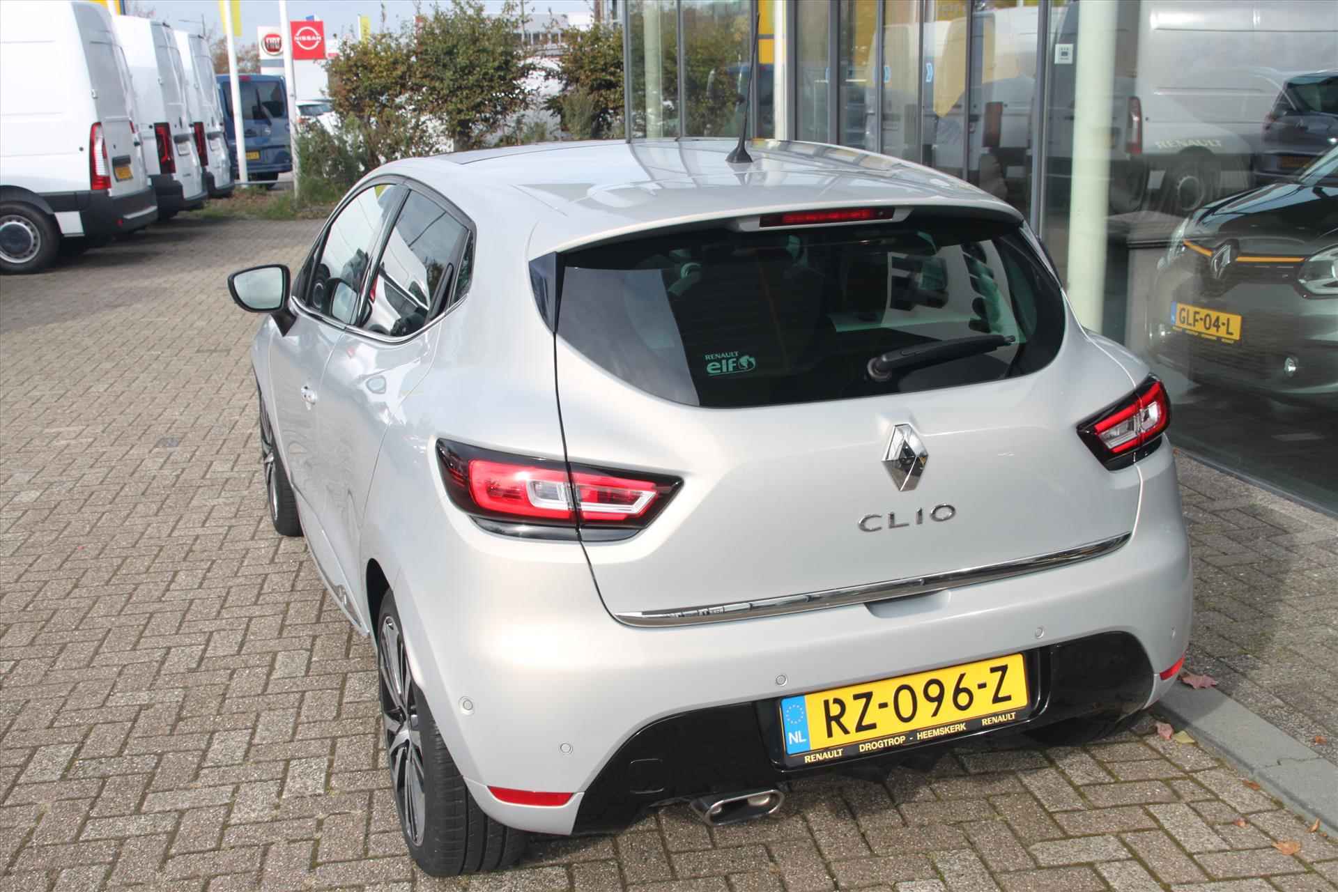 RENAULT Clio 120PK-INITIALE PARIS-AUTOM-29DKM-LEDER-PANODAK- - 25/34