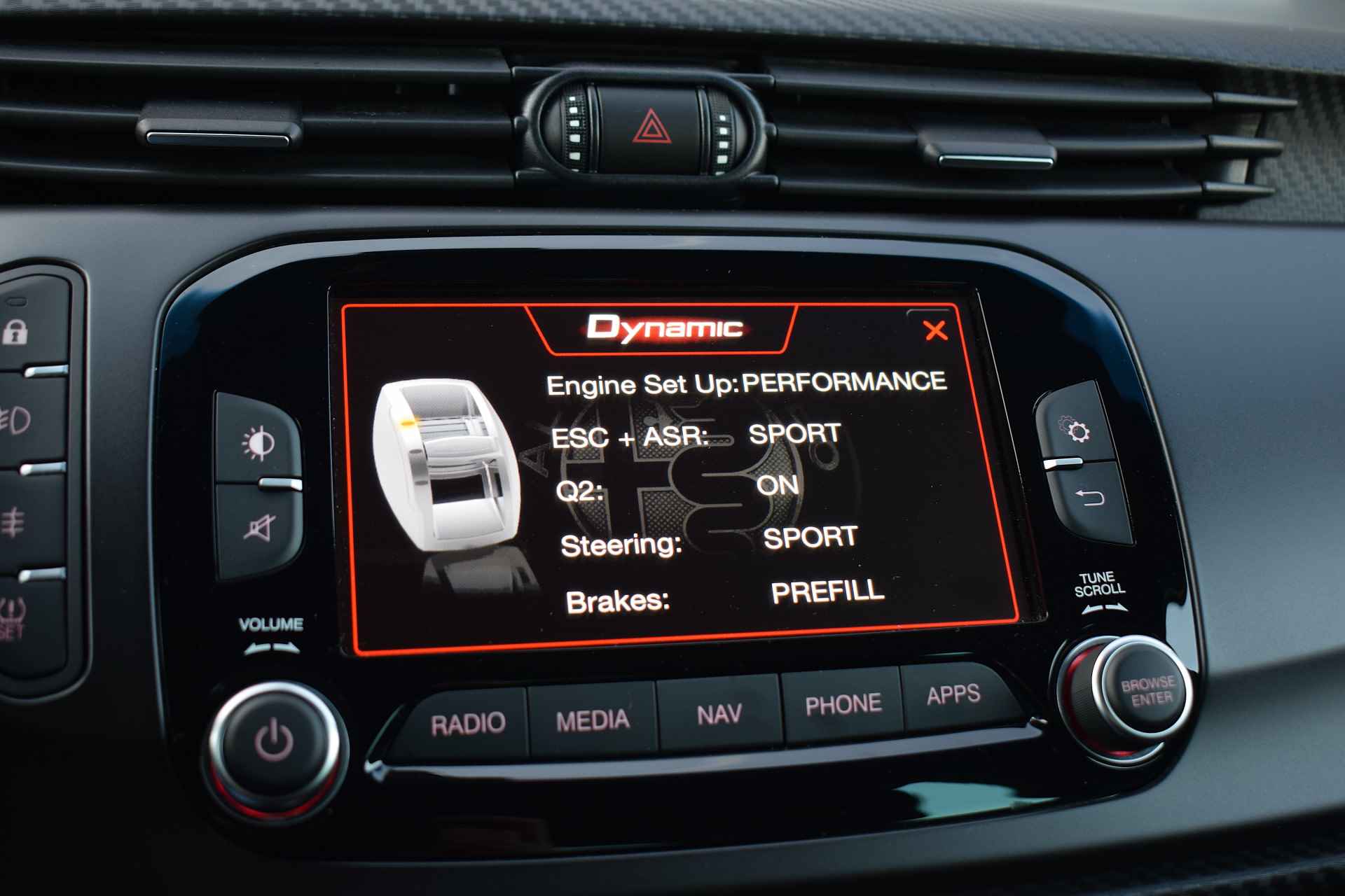 Alfa Romeo Giulietta 1.4 Turbo Sport | Apple CarPlay | Alcantara | Stoelverw. | 18'' LM - 17/39